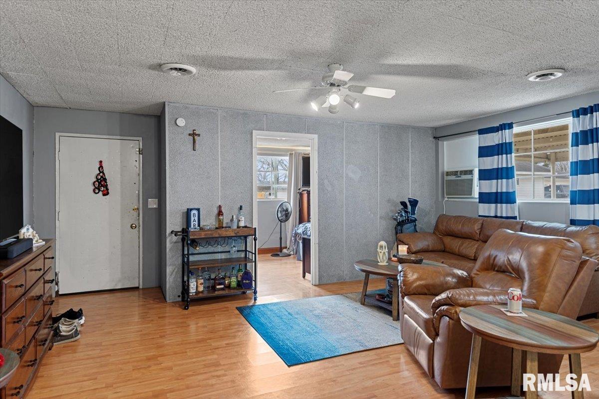 4325 S 3rd Street, Springfield, Illinois image 44