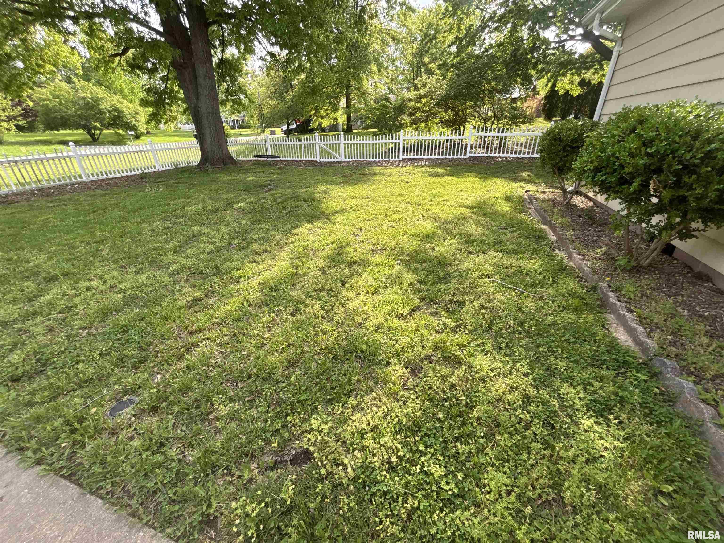 309 S Greenbriar Road, Carterville, Illinois image 13