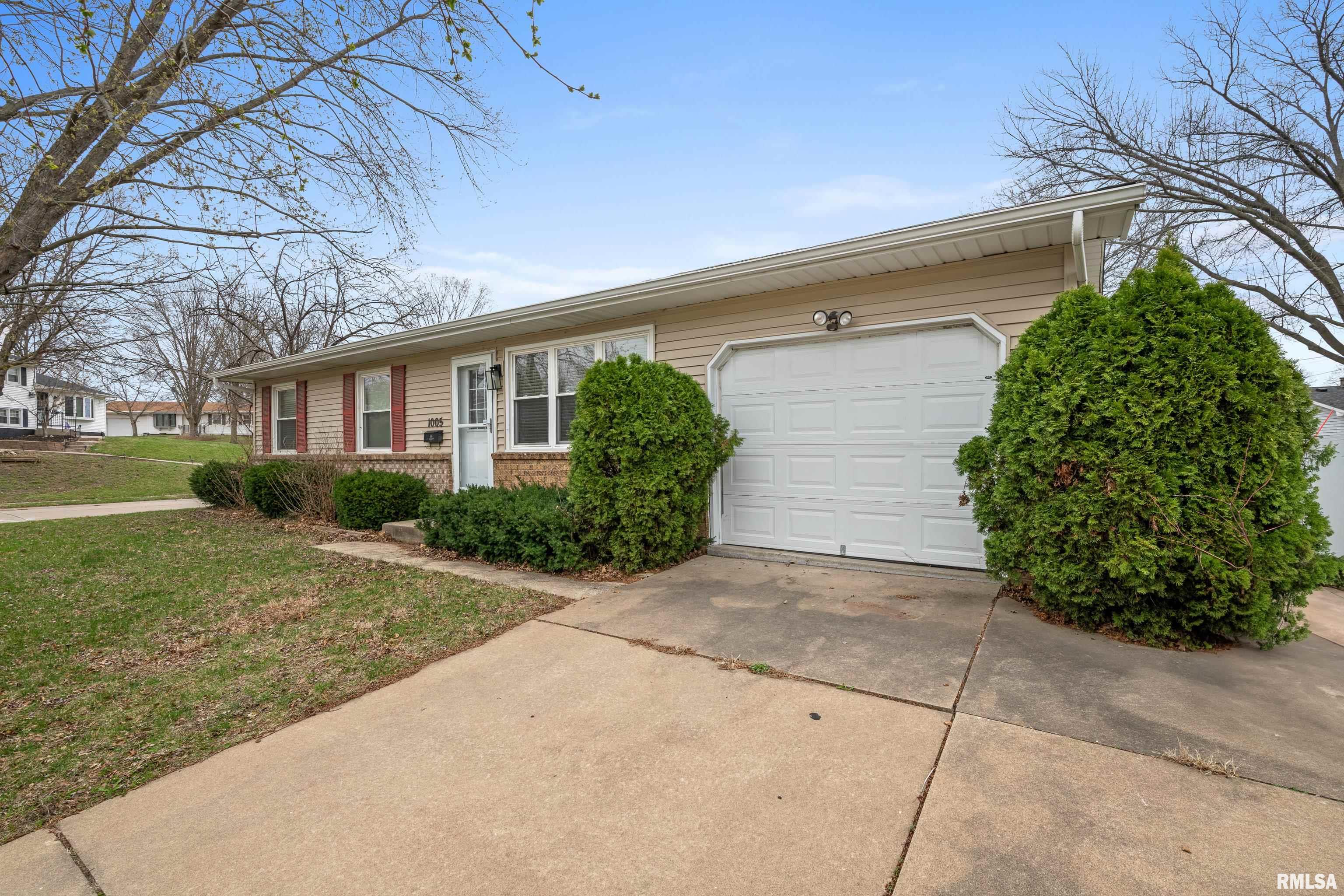 1005 Monticello Drive, Davenport, Iowa image 22