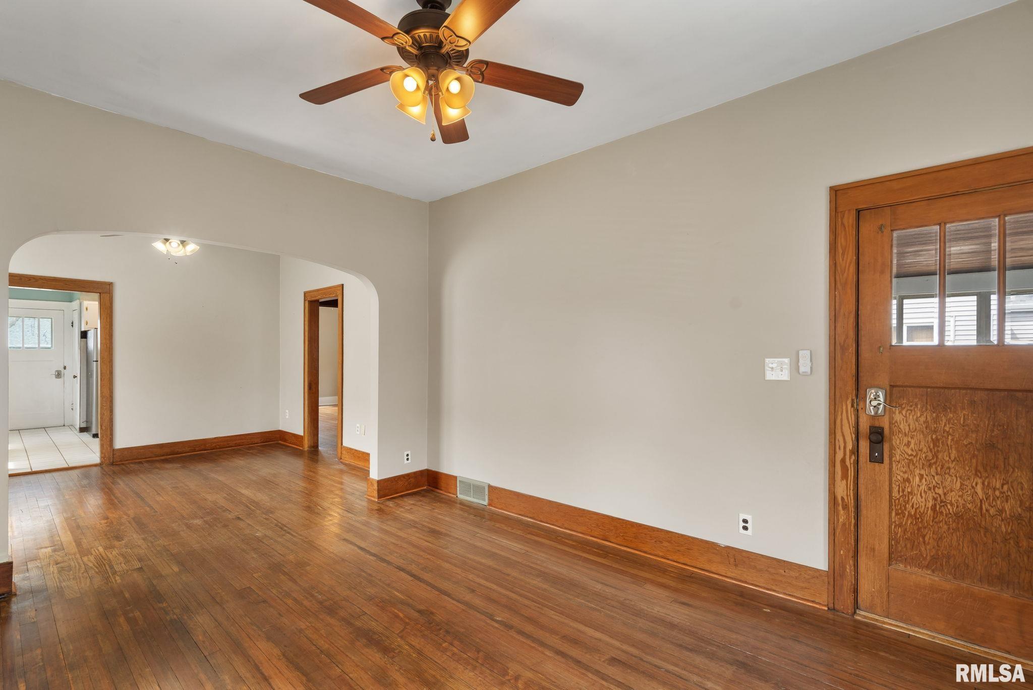 3032 Grand Avenue, Davenport, Iowa image 7