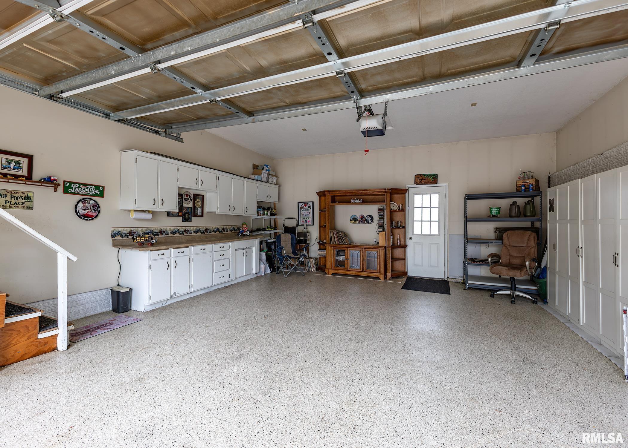 3515 36th Street, Moline, Illinois image 39