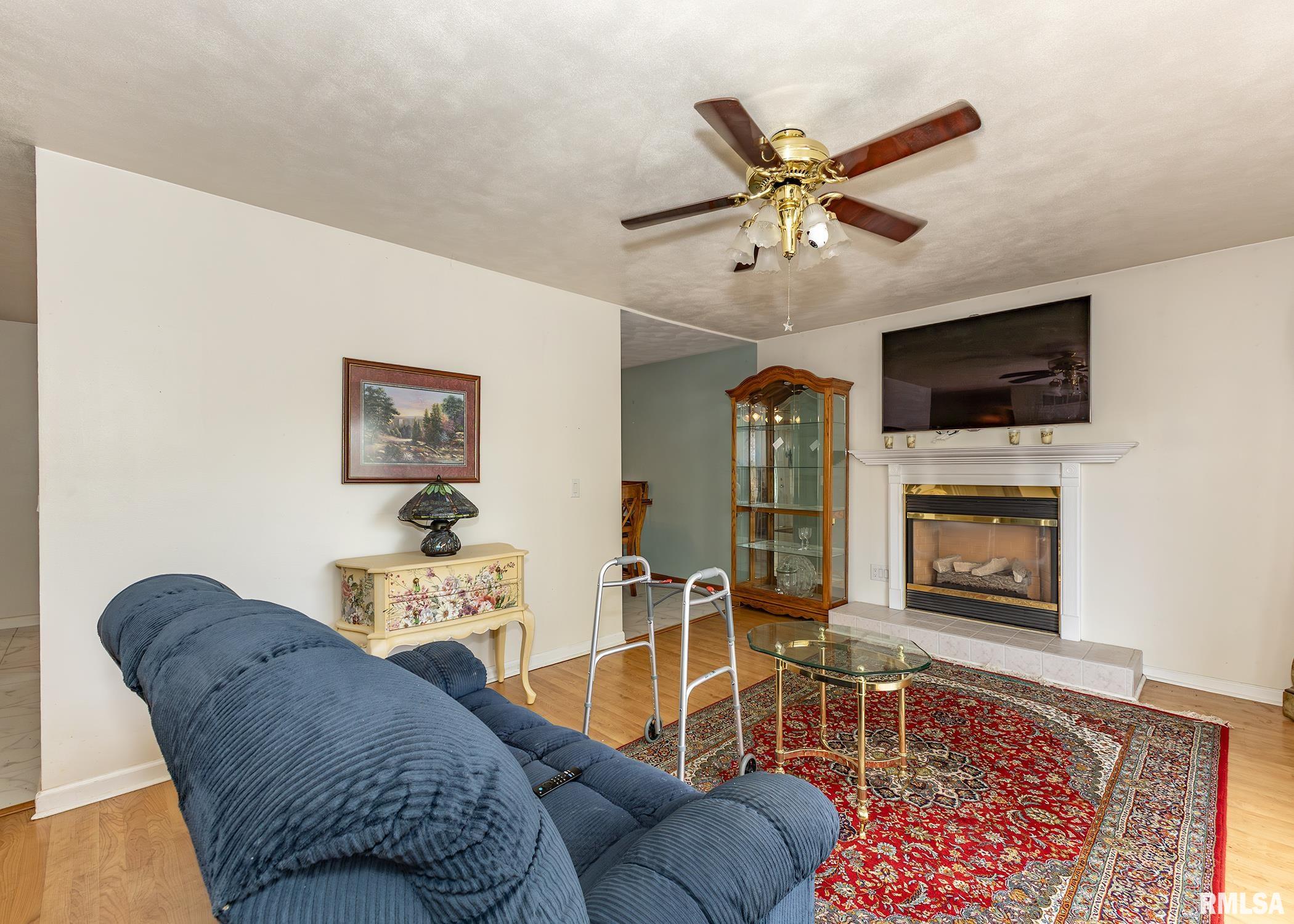 3515 36th Street, Moline, Illinois image 8