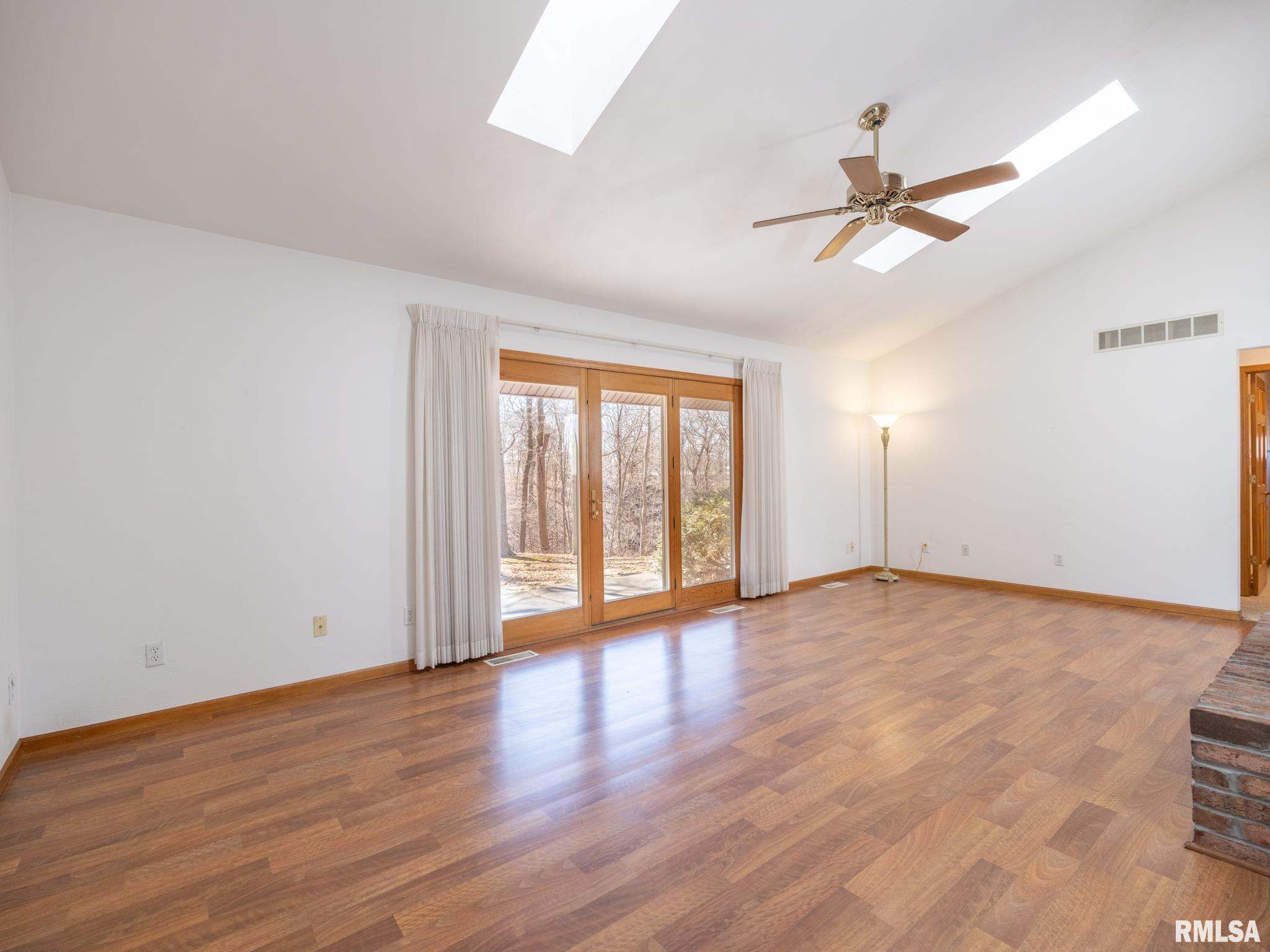 144 Shoshone Drive, East Peoria, Illinois image 19