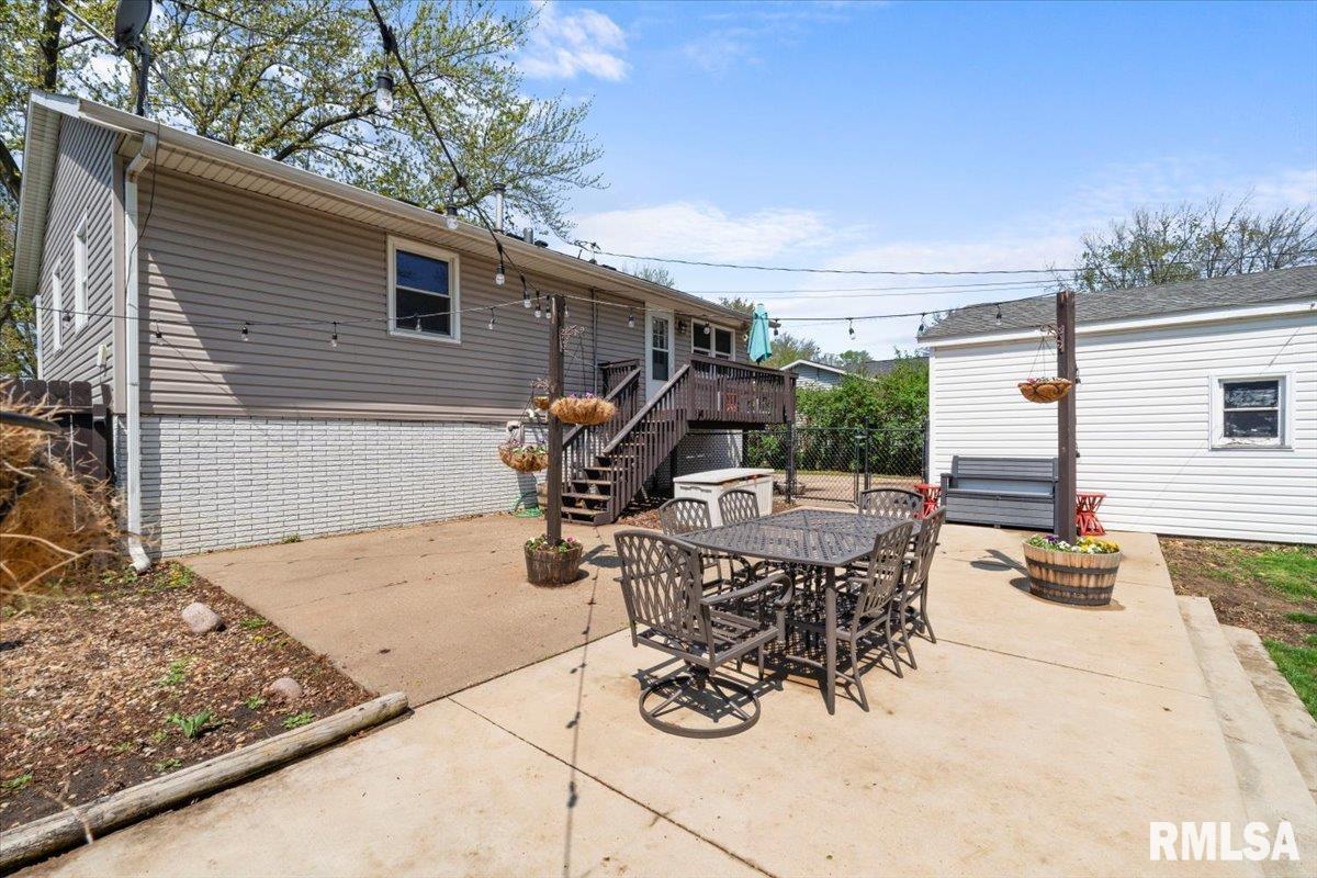 3555 Eldorado Drive, Bettendorf, Iowa image 33