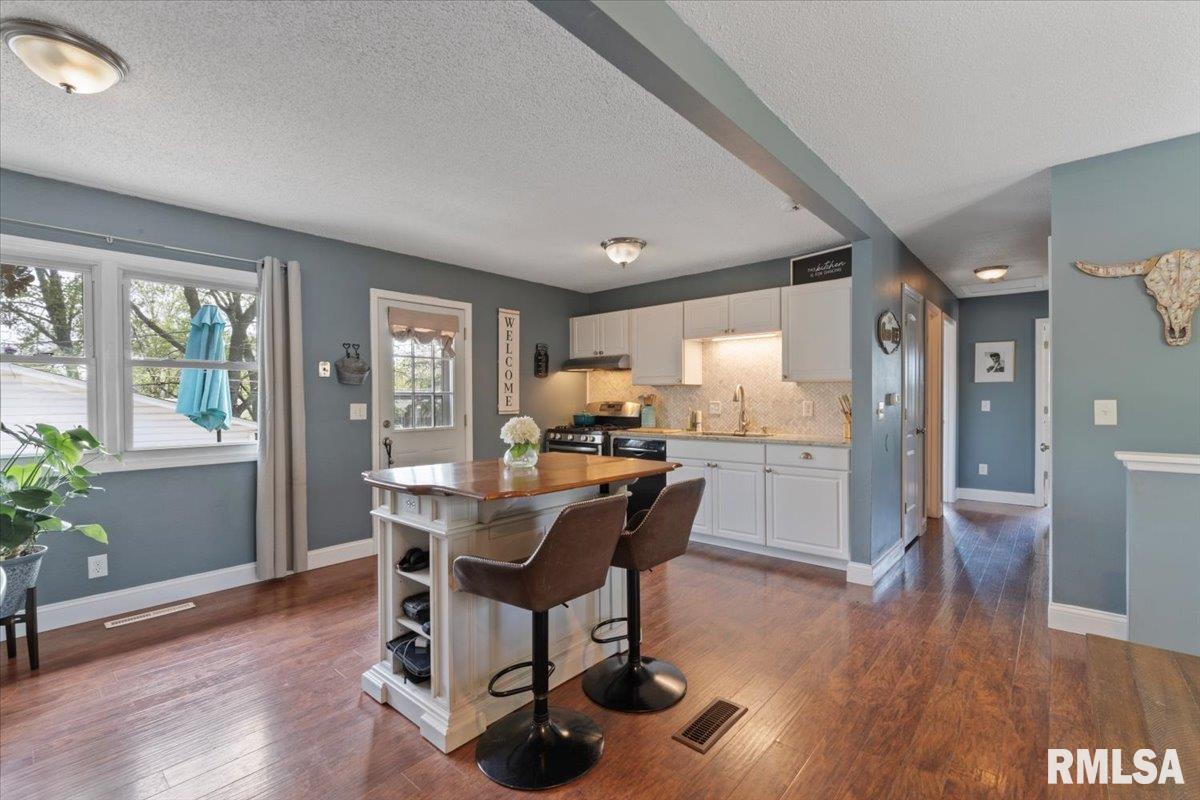 3555 Eldorado Drive, Bettendorf, Iowa image 10