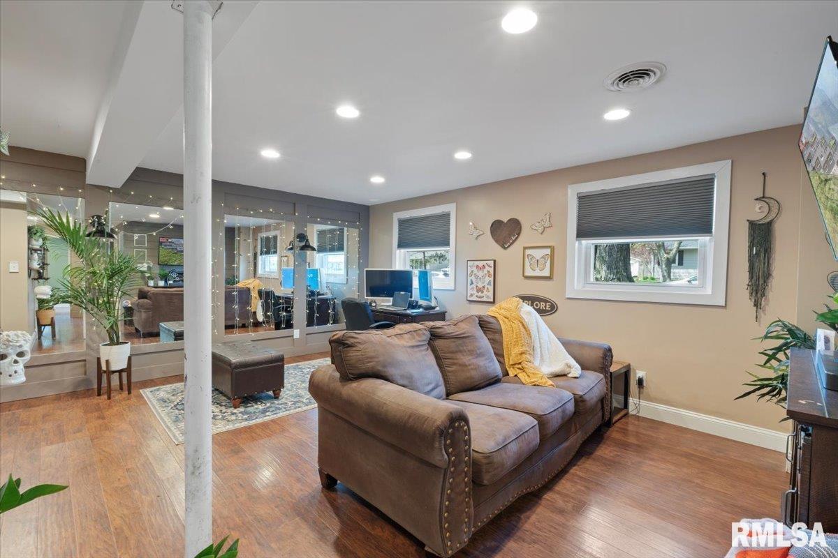 3555 Eldorado Drive, Bettendorf, Iowa image 22