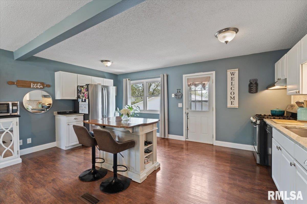 3555 Eldorado Drive, Bettendorf, Iowa image 9