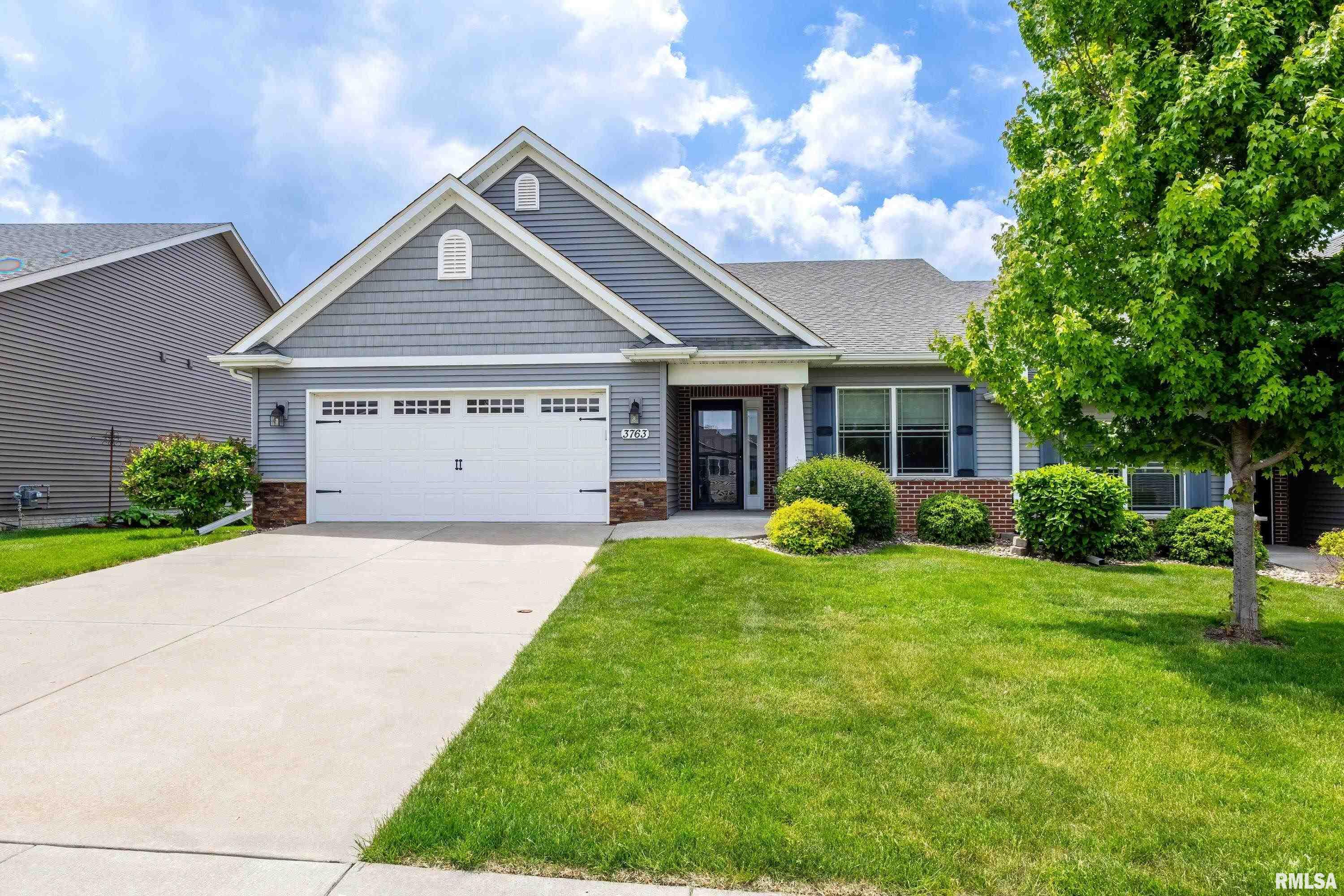 3763 Glengevlin Way, Bettendorf, Iowa image 2