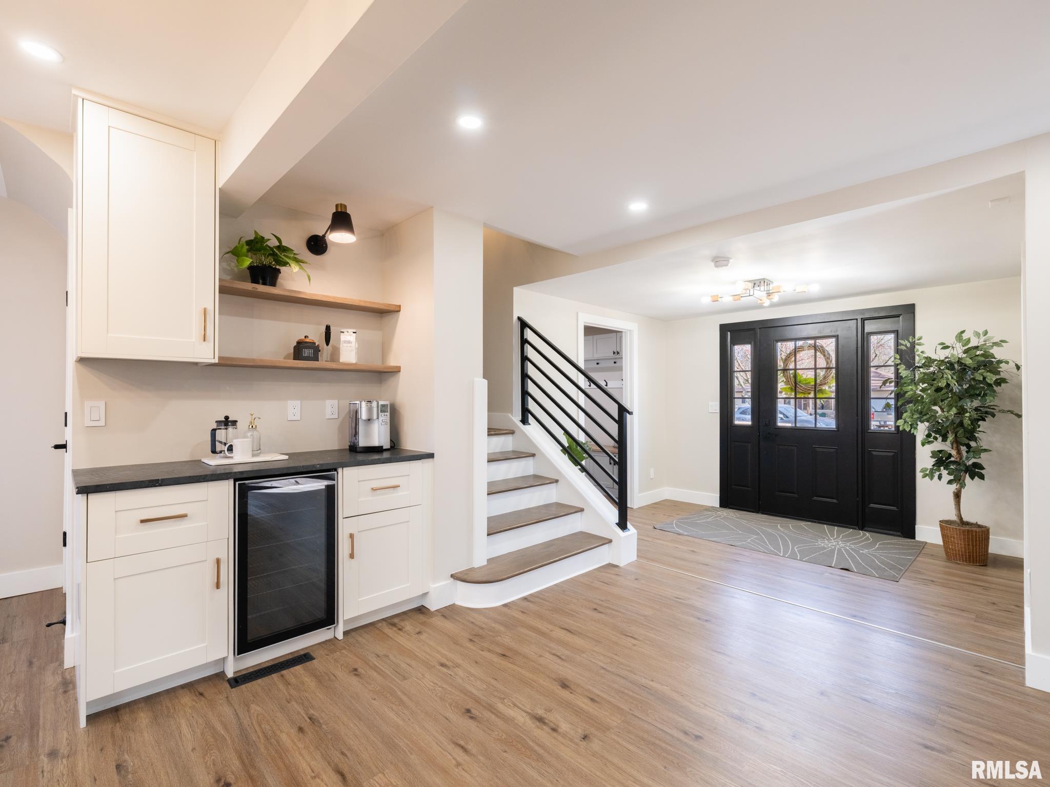 1205 N Wood Road, Peoria, Illinois image 3