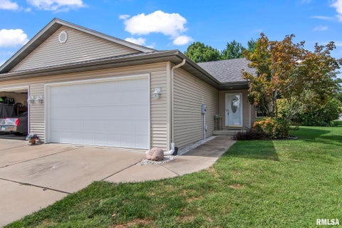 Homes For Sale - 3111 El Dorado Drive<br/> Springfield, IL 62701