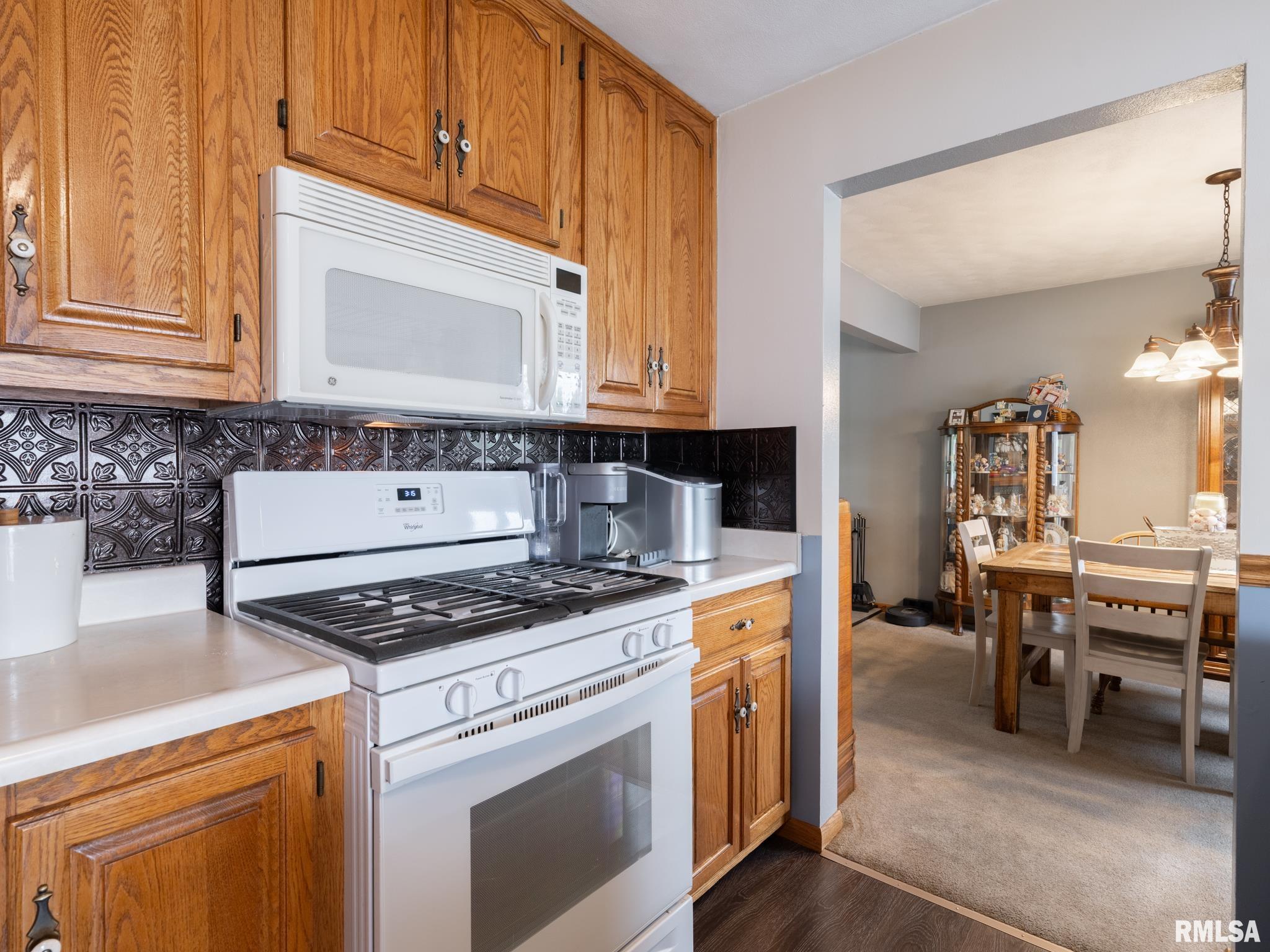 6012 W Sioux Trail, Peoria, Illinois image 18
