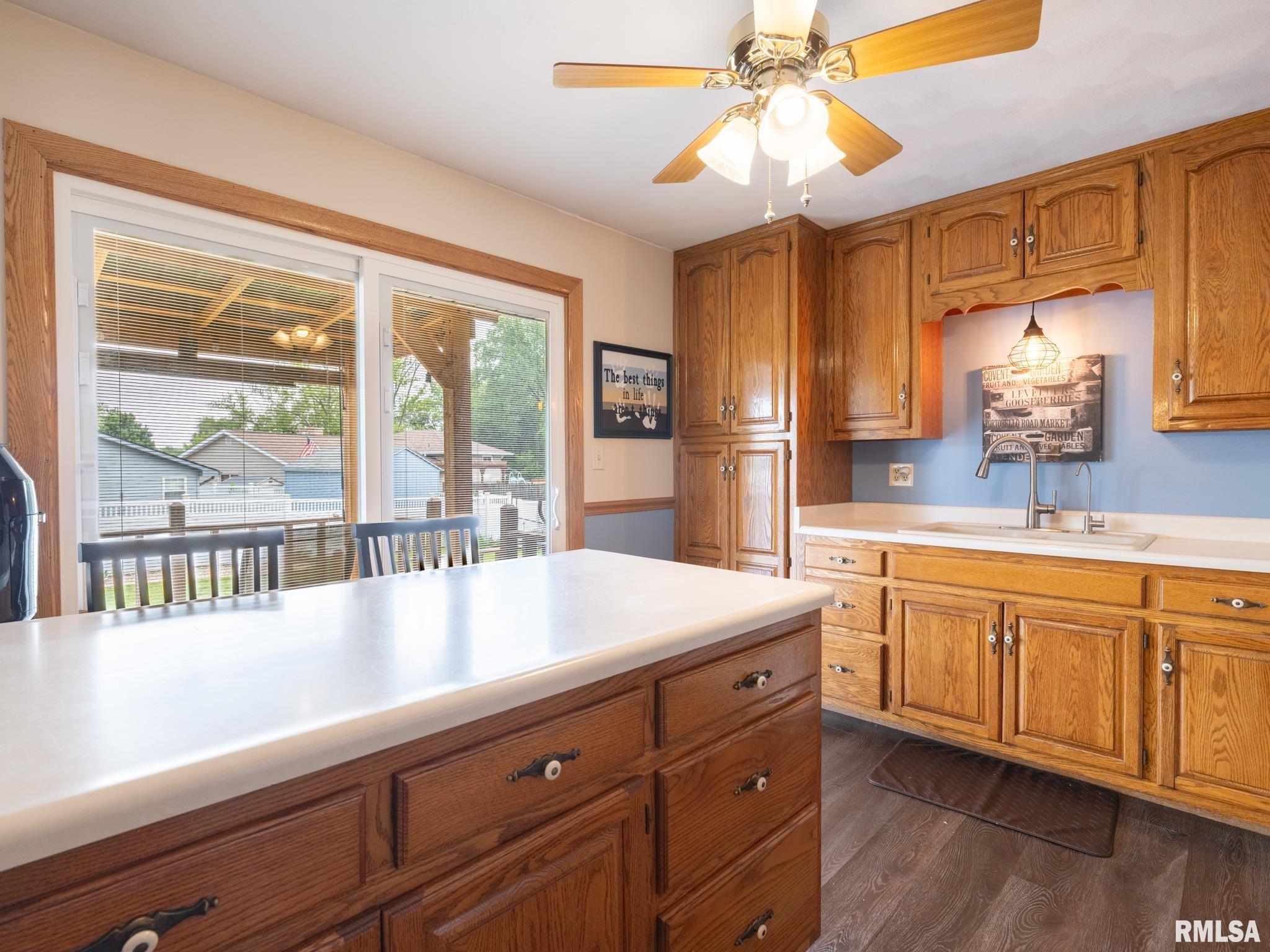 6012 W Sioux Trail, Peoria, Illinois image 12
