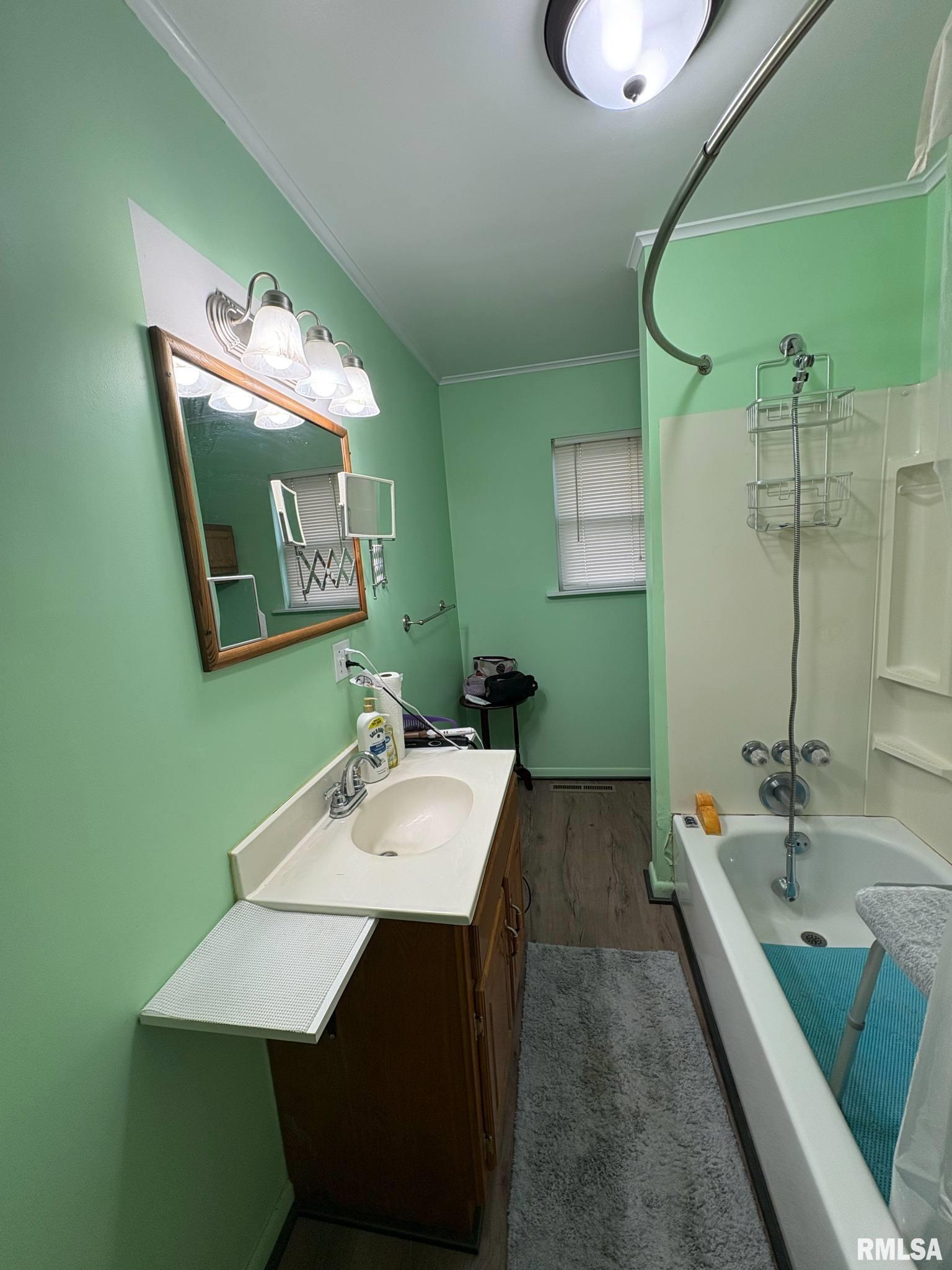 402 Lawrence Street, Benton, Illinois image 18