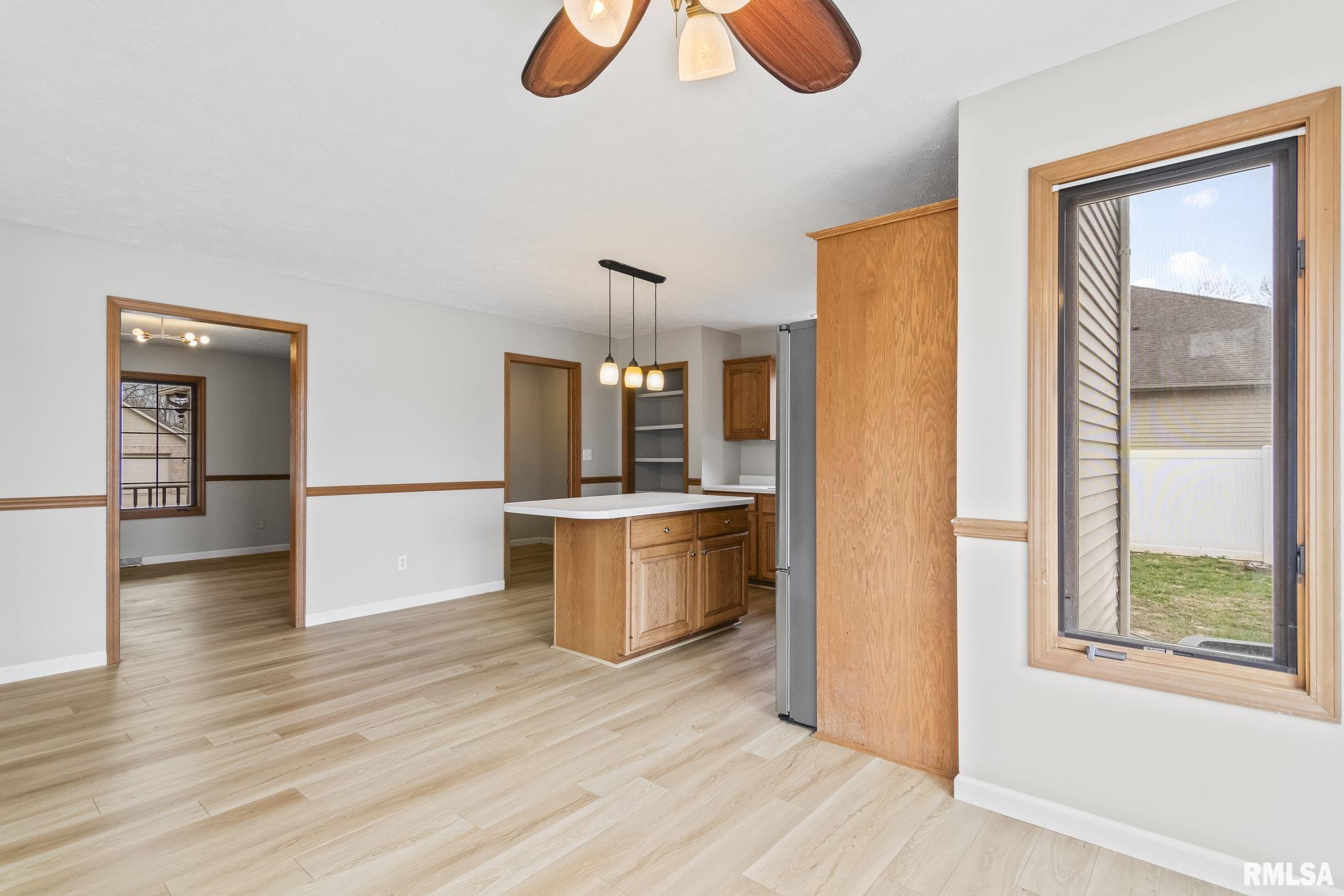 7 Brook Lane, Riverton, Illinois image 18