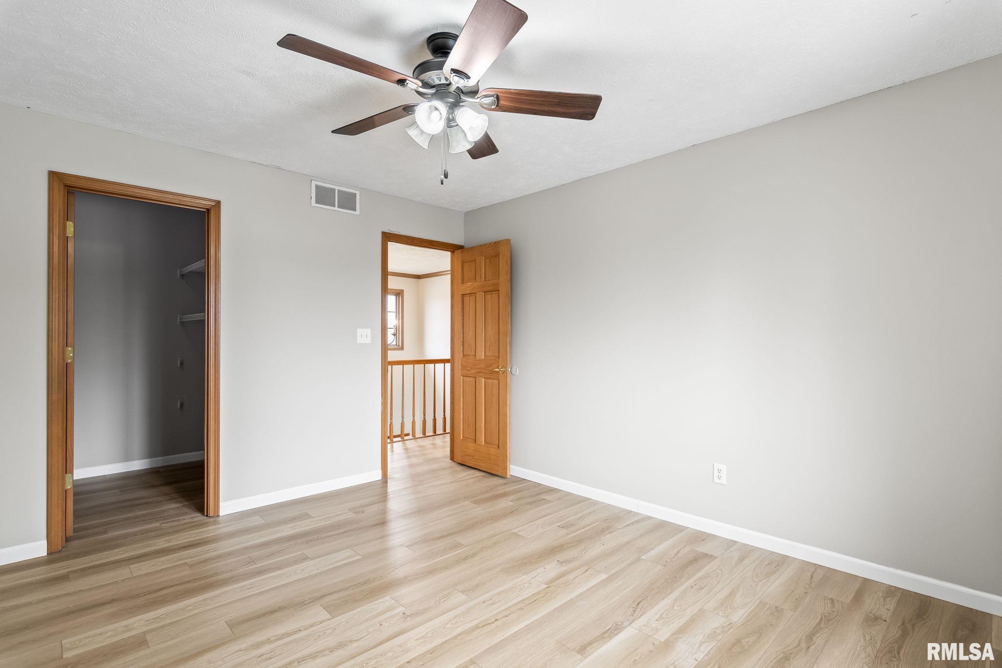 7 Brook Lane, Riverton, Illinois image 30