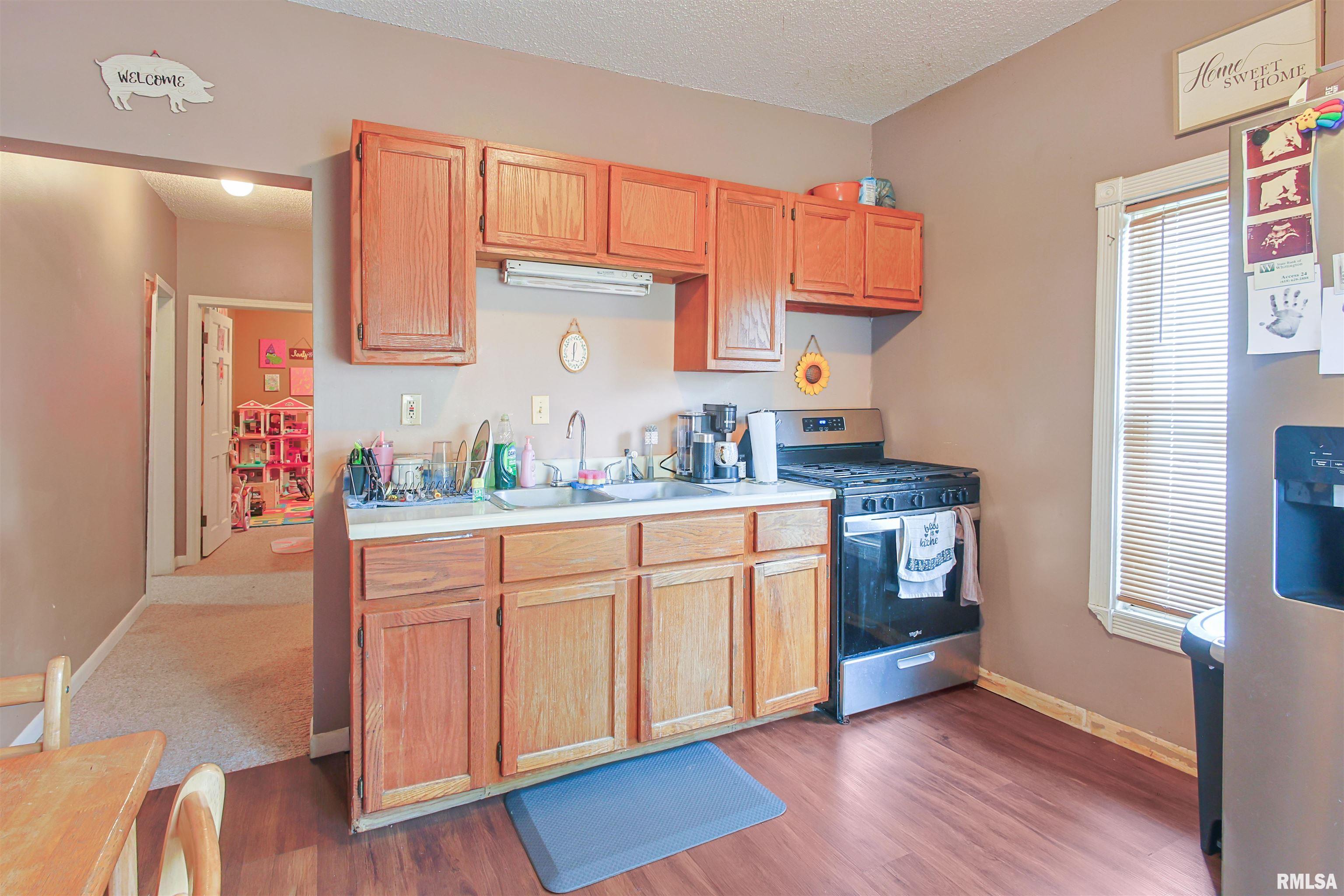 512 S Cherry Street, West Frankfort, Illinois image 3