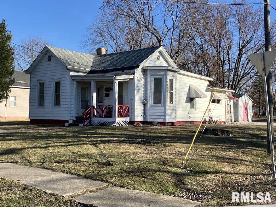 1005 E Lafayette Avenue, Jacksonville, Illinois image 1