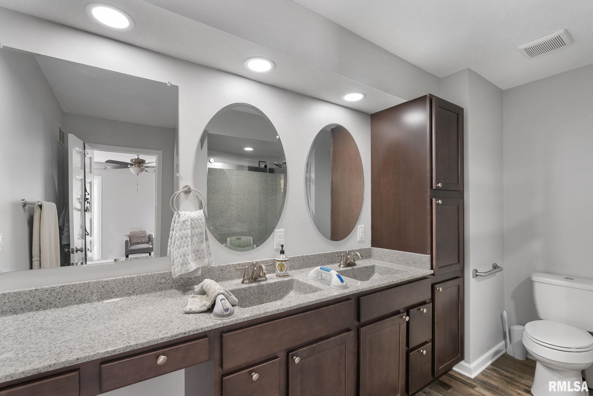 4620 Trails End Road, Bettendorf, Iowa image 22