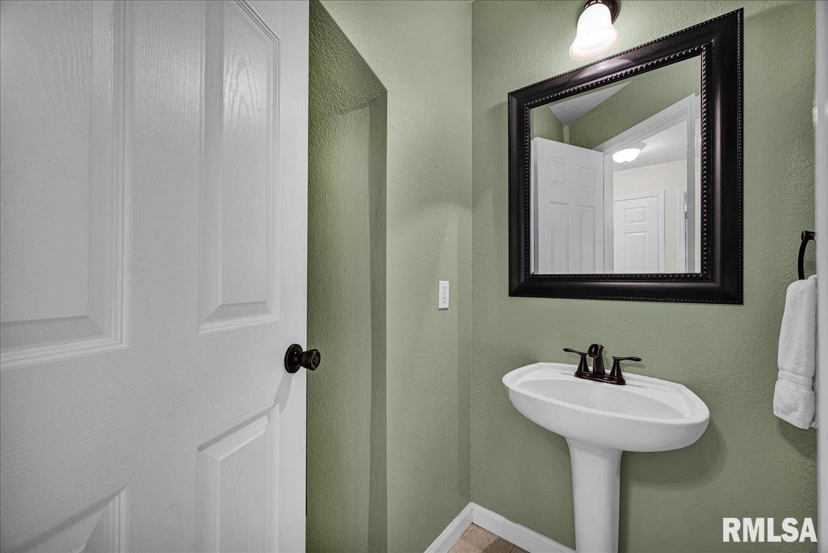 1832 Robin Avenue, Morton, Illinois image 10