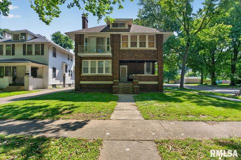 Homes For Sale - 1428 Lowell Avenue<br/> Sangamon County, Springfield, IL 62704