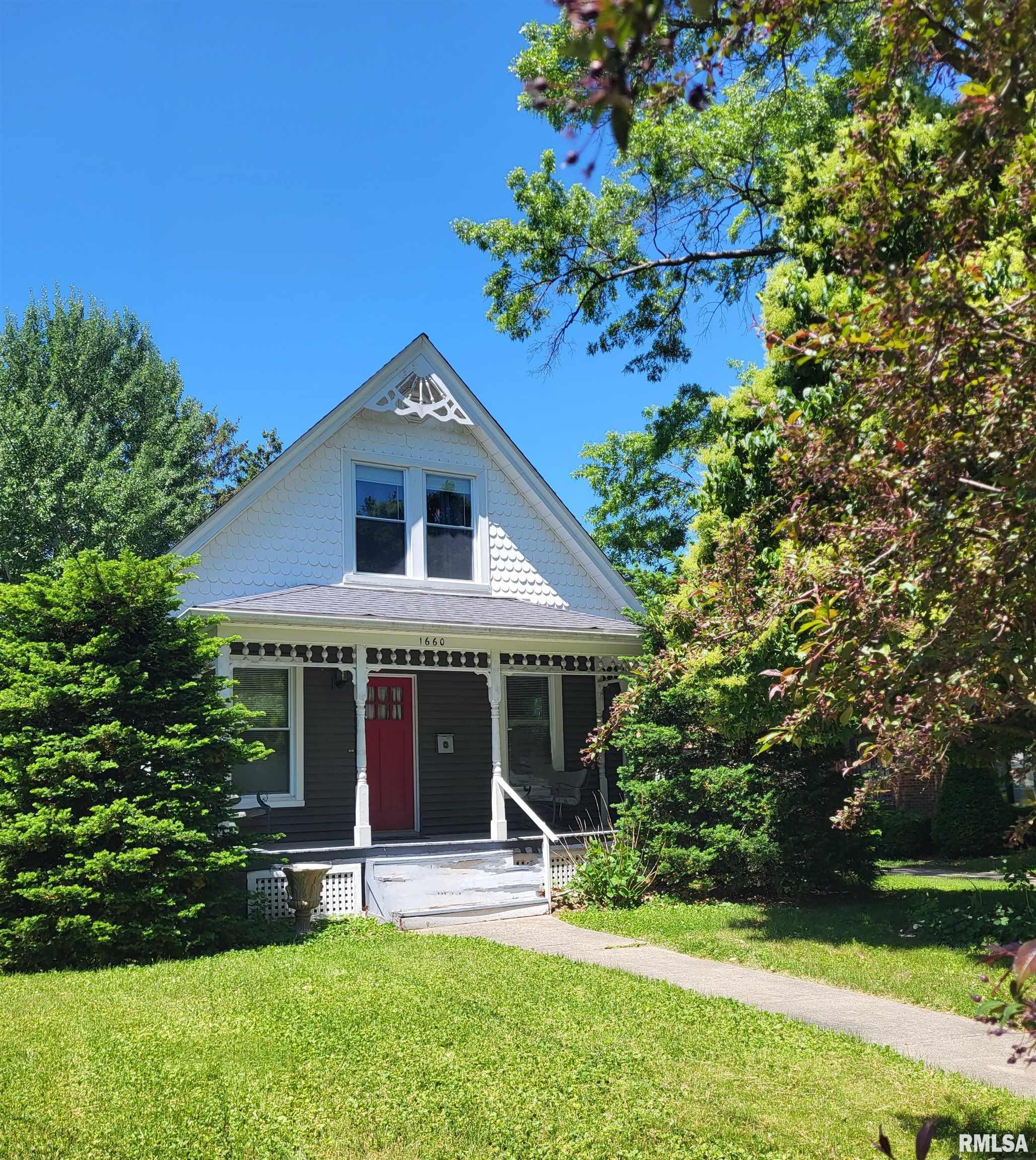 1660 N Prairie Street, Galesburg, Illinois image 1