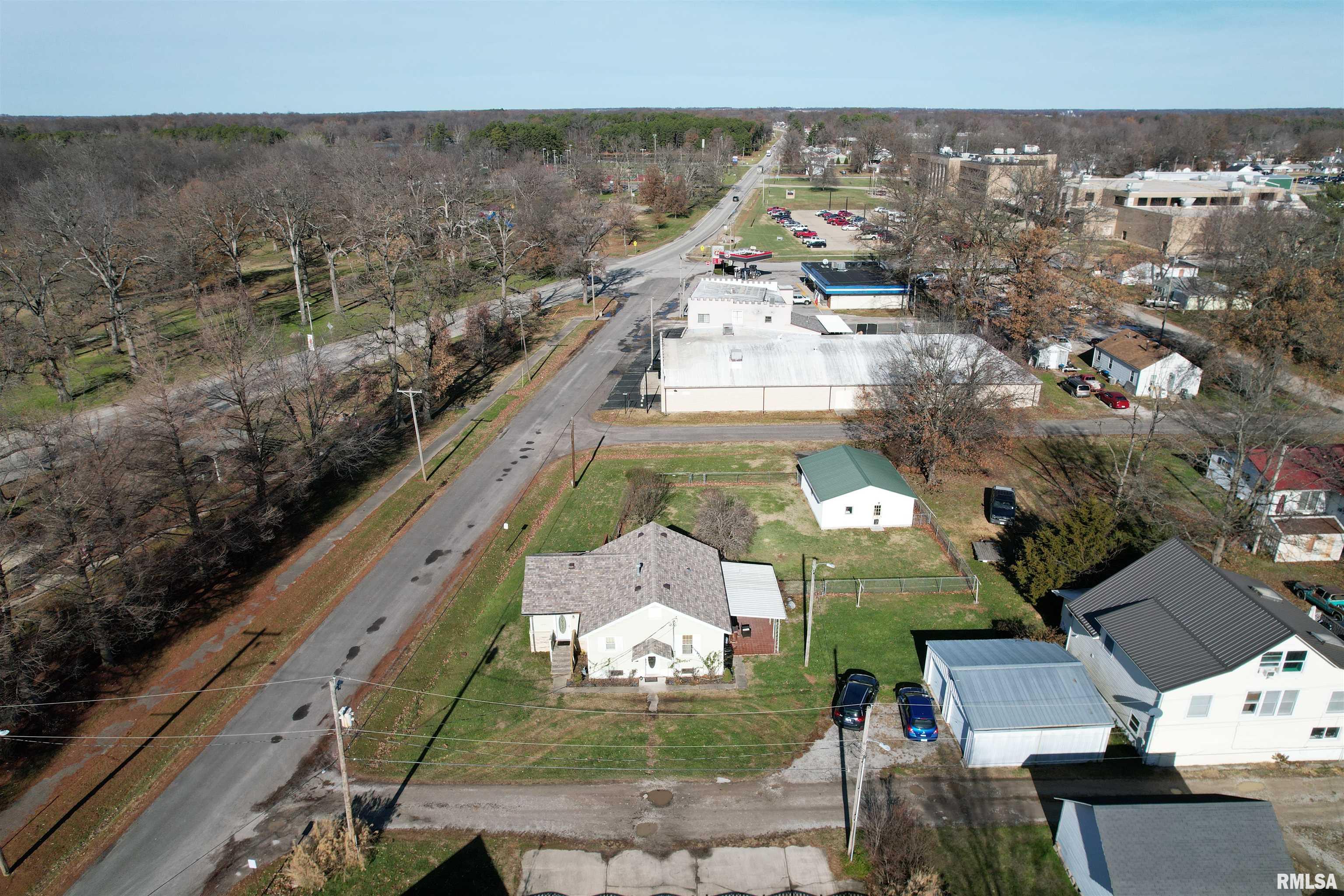 200 E Boone Street, Salem, Illinois image 14