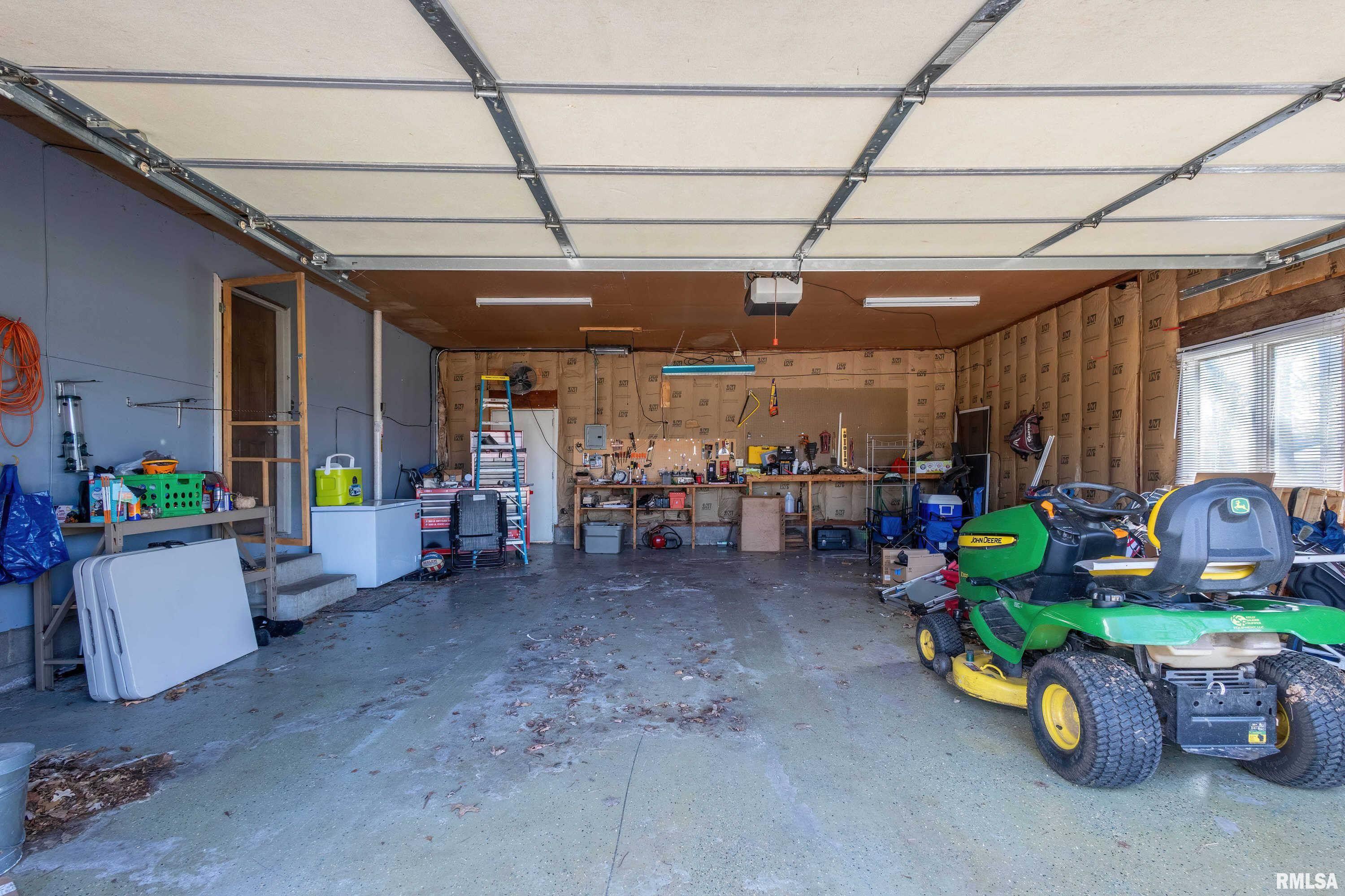 8 Timberlane Drive, Geneseo, Illinois image 26