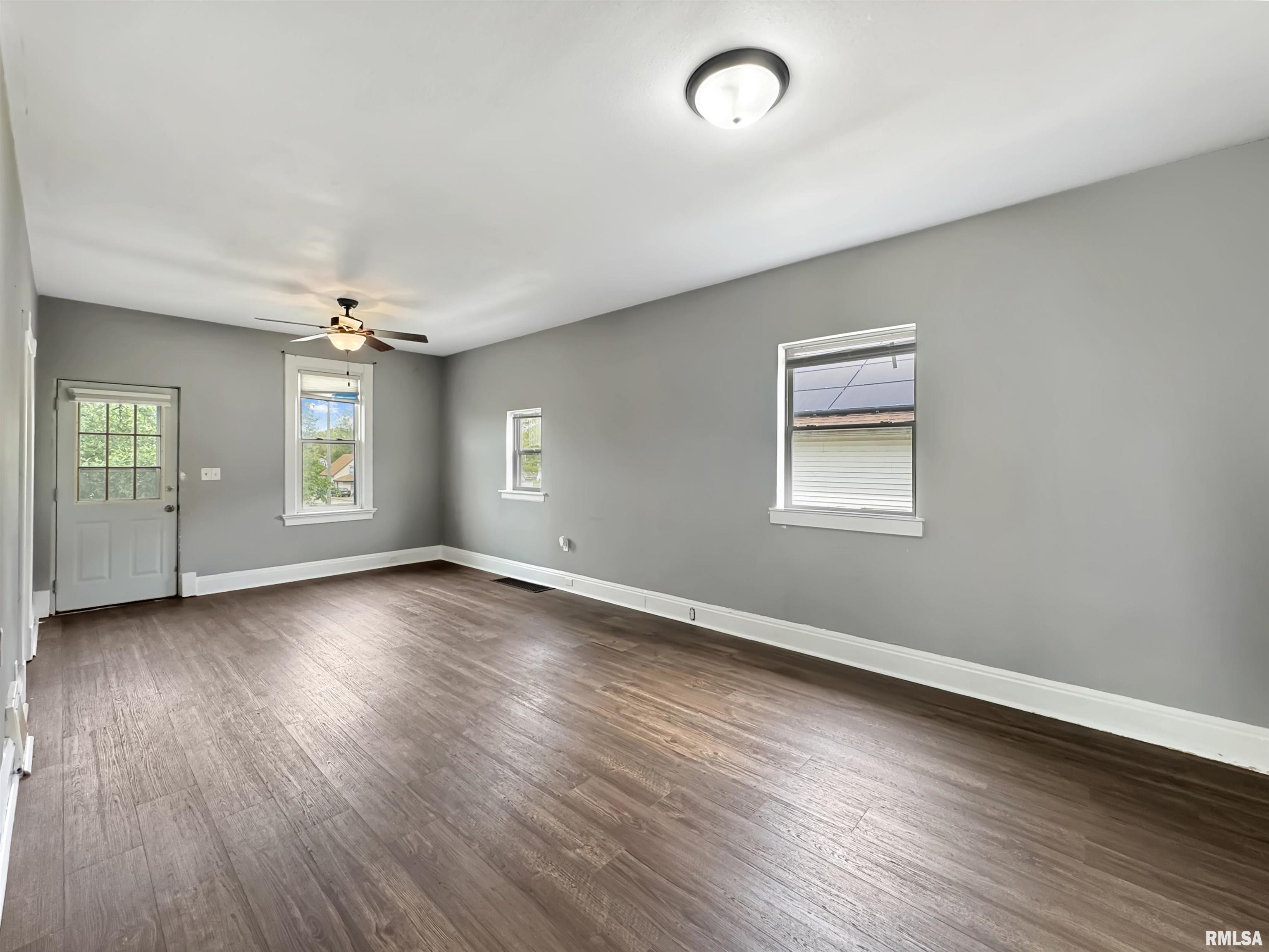 1406 Morton Street, Pekin, Illinois image 4