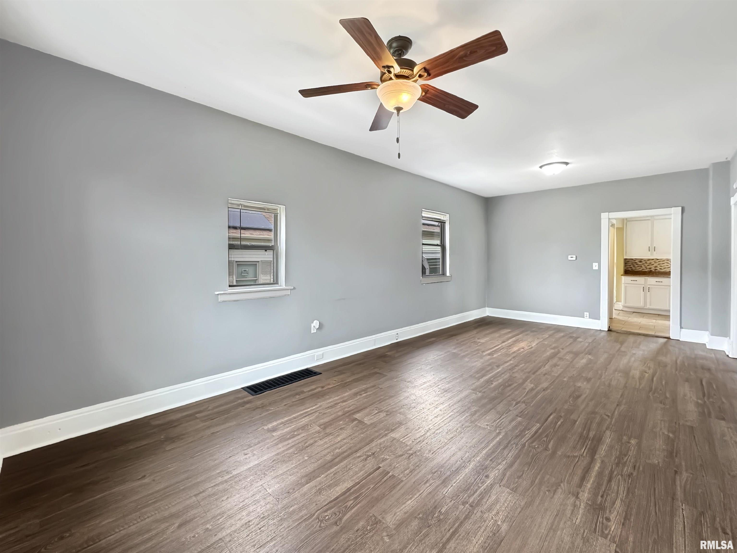 1406 Morton Street, Pekin, Illinois image 7