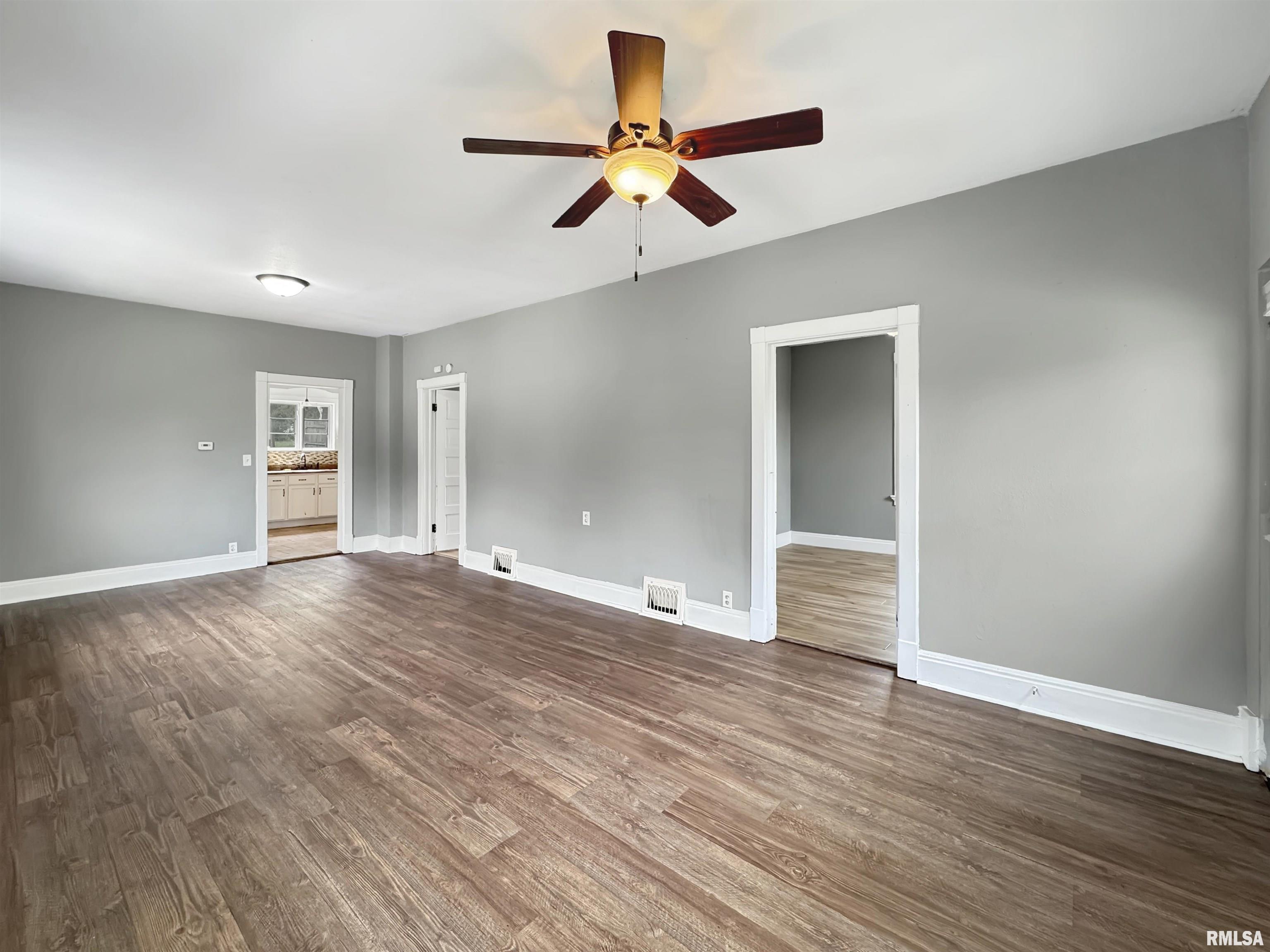 1406 Morton Street, Pekin, Illinois image 8