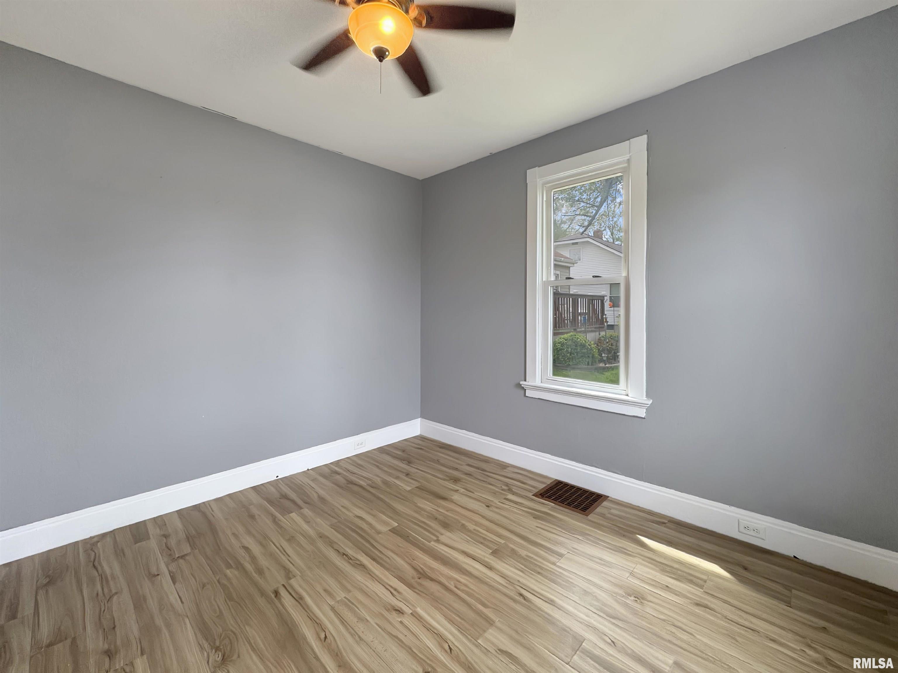 1406 Morton Street, Pekin, Illinois image 16