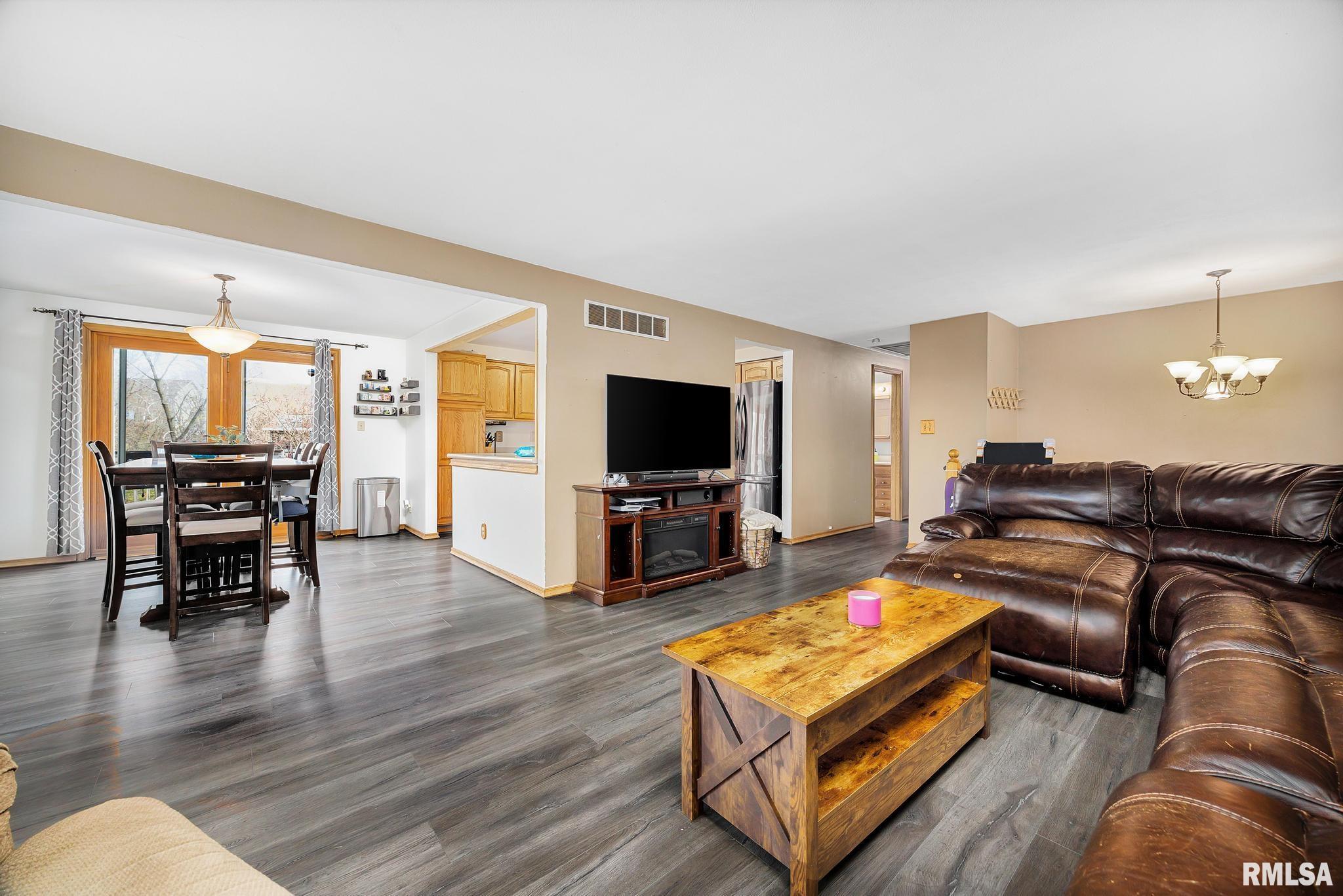 409 Kerfoot Street, East Peoria, Illinois image 11