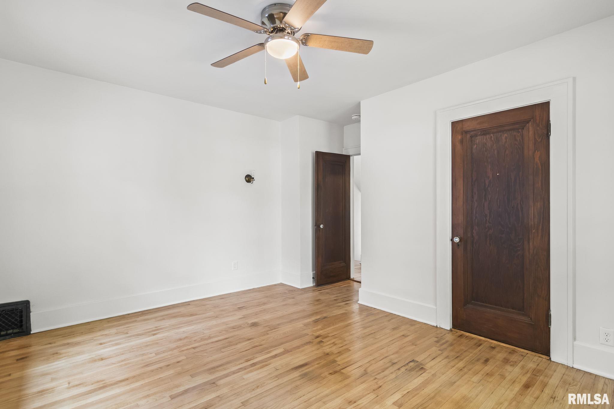 833 S State Street, Springfield, Illinois image 33