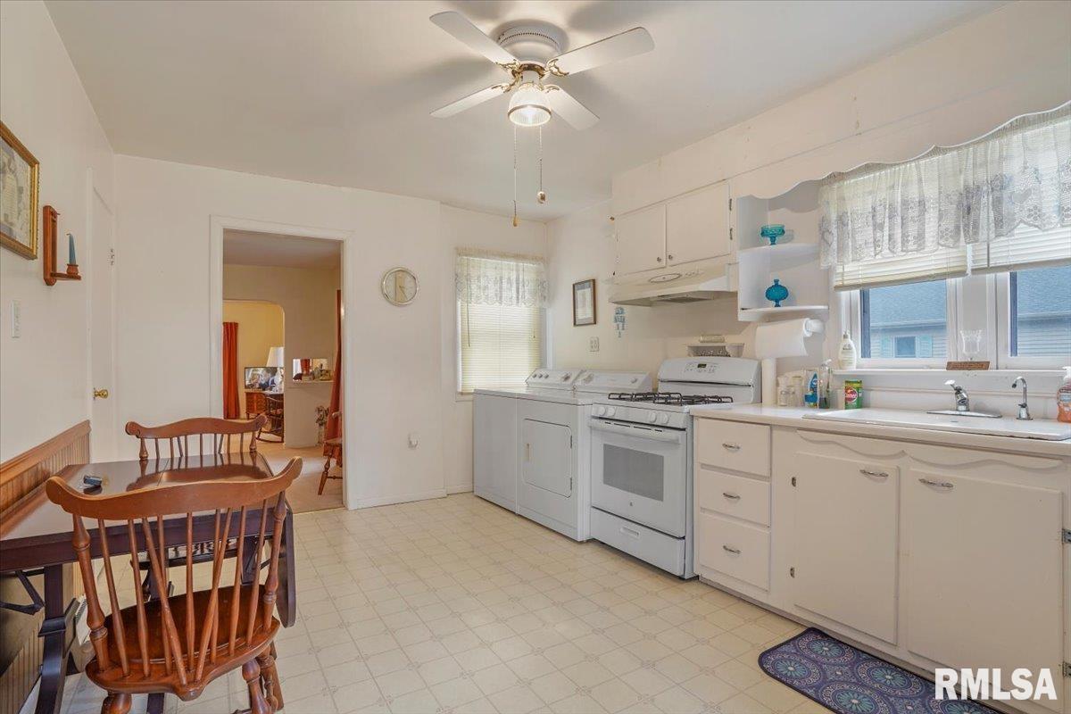 444 S Emmett Street, Virden, Illinois image 6