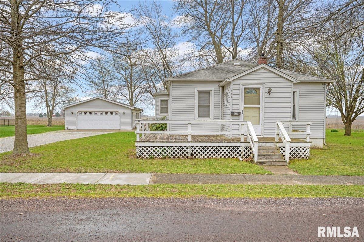 444 S Emmett Street, Virden, Illinois image 1