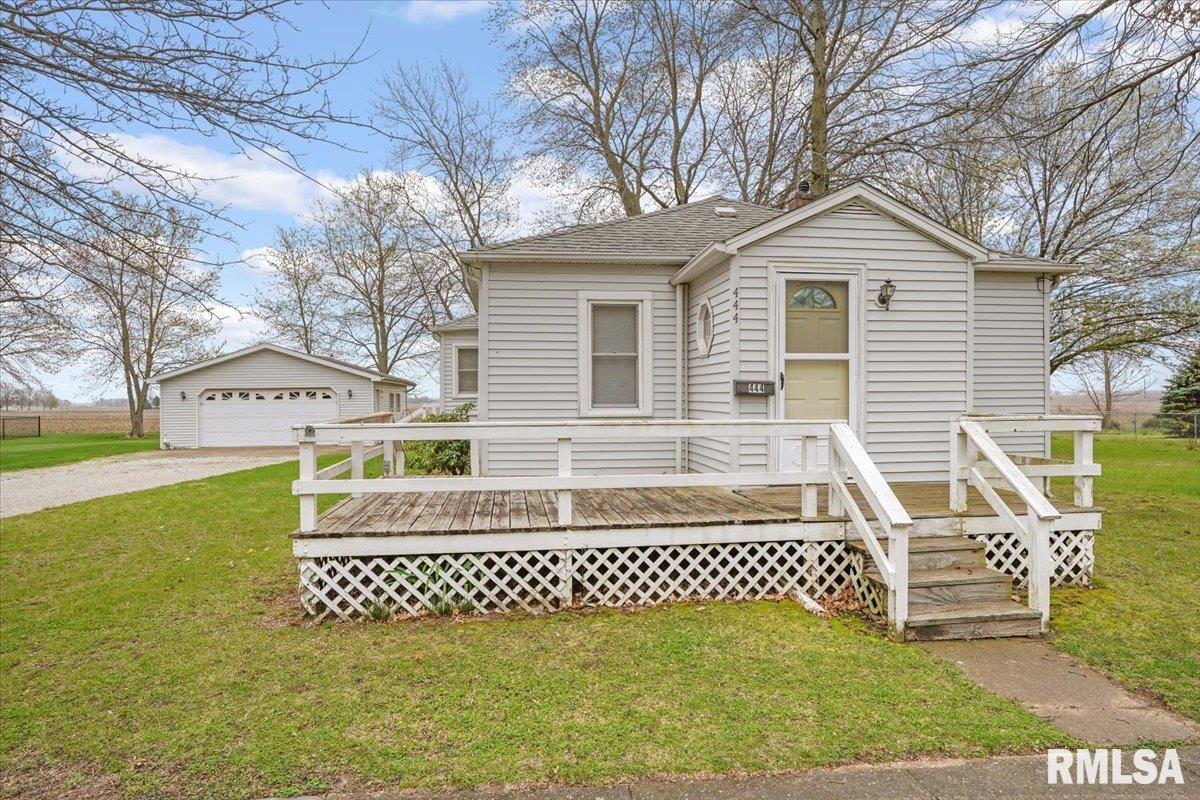 444 S Emmett Street, Virden, Illinois image 2