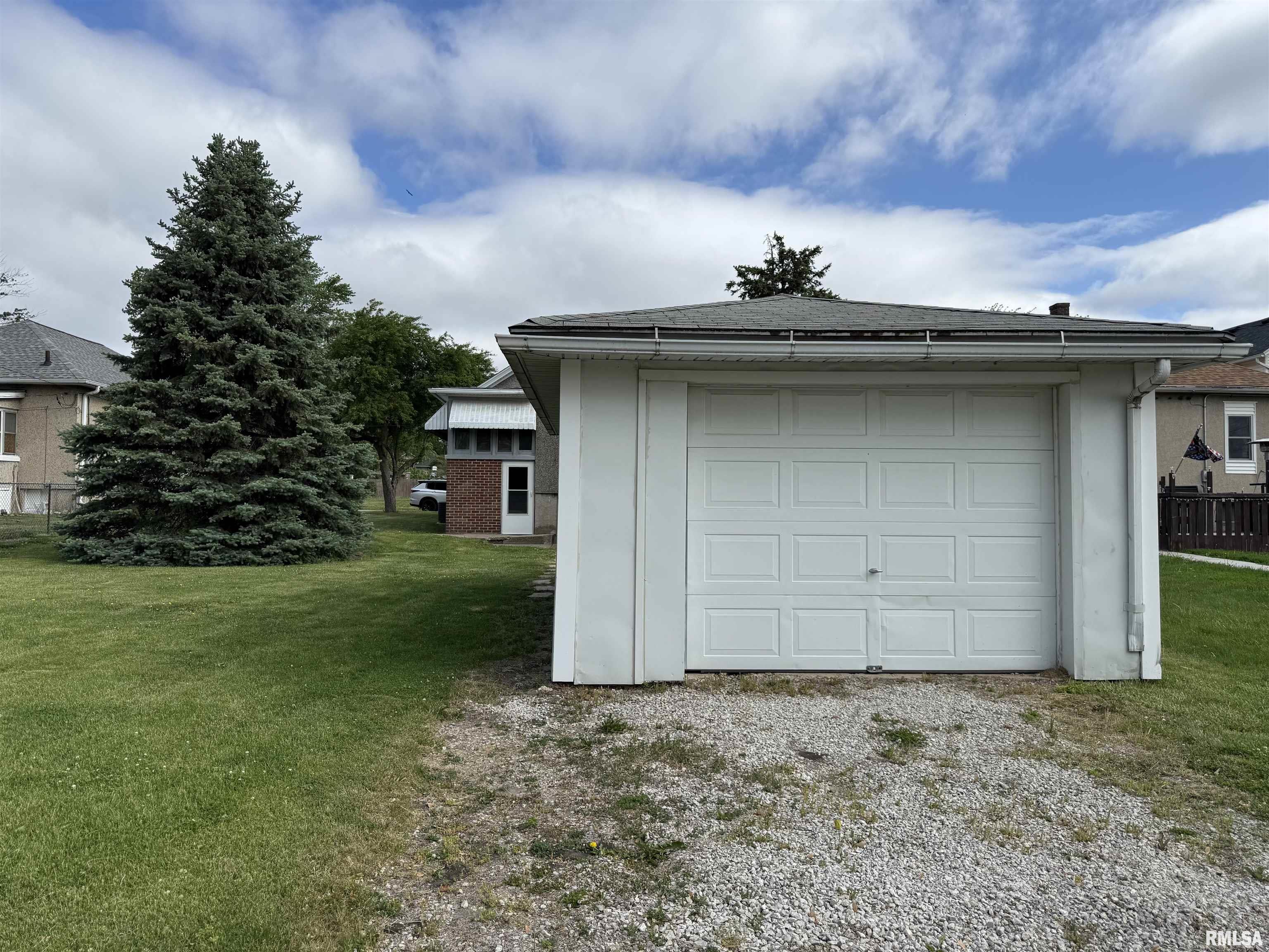 844 Walnut Road, La Salle, Illinois image 5