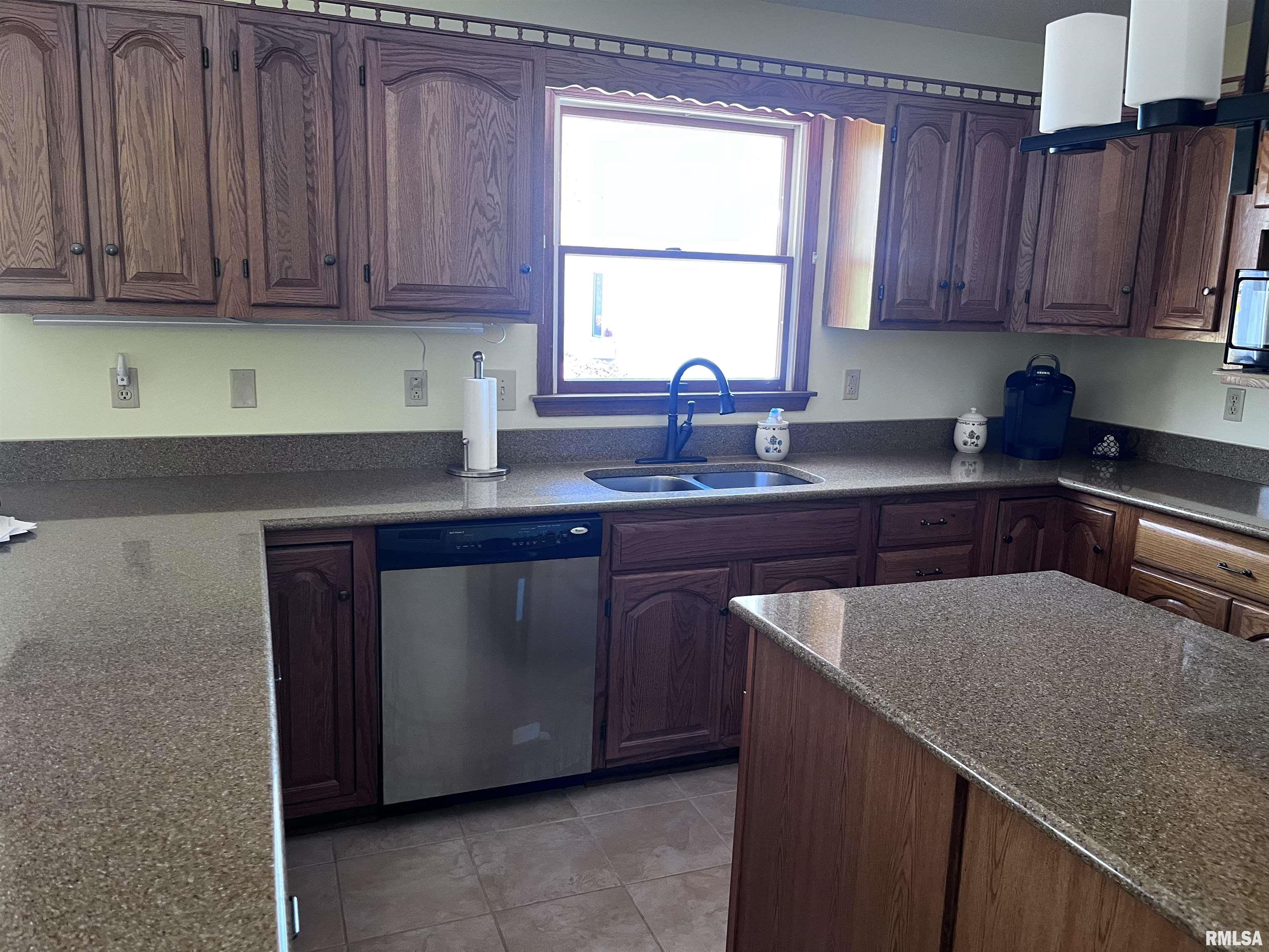 3073 Town Creek Road, Murphysboro, Illinois image 9