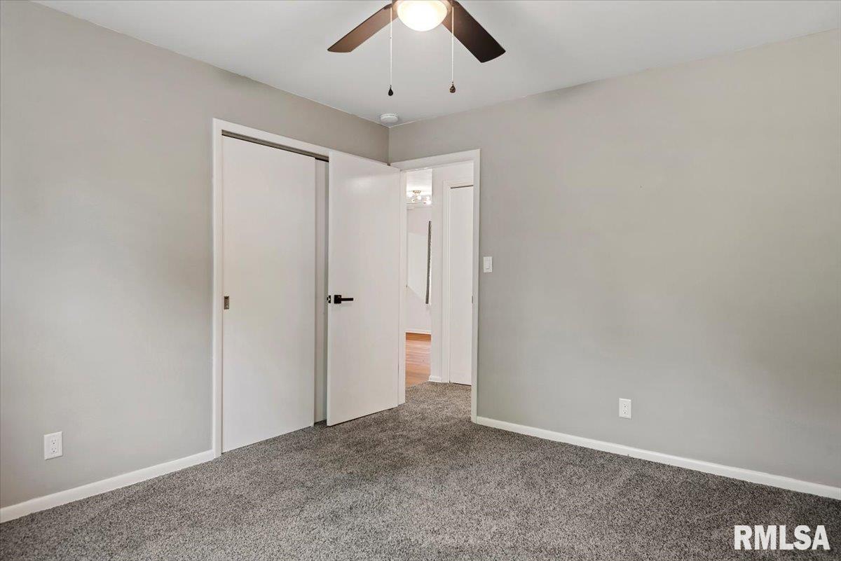 2417 Parkview Drive, Springfield, Illinois image 23