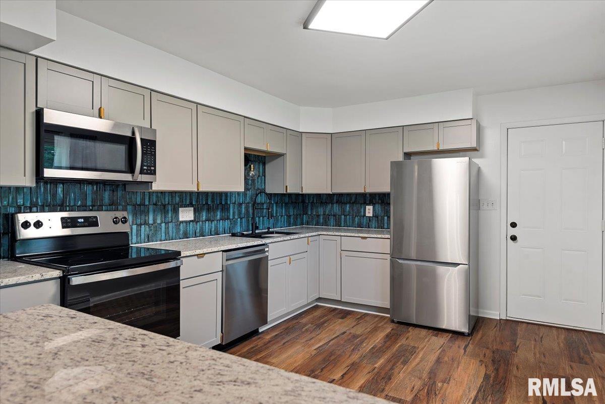 2417 Parkview Drive, Springfield, Illinois image 10