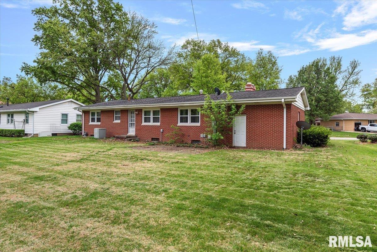 2417 Parkview Drive, Springfield, Illinois image 27