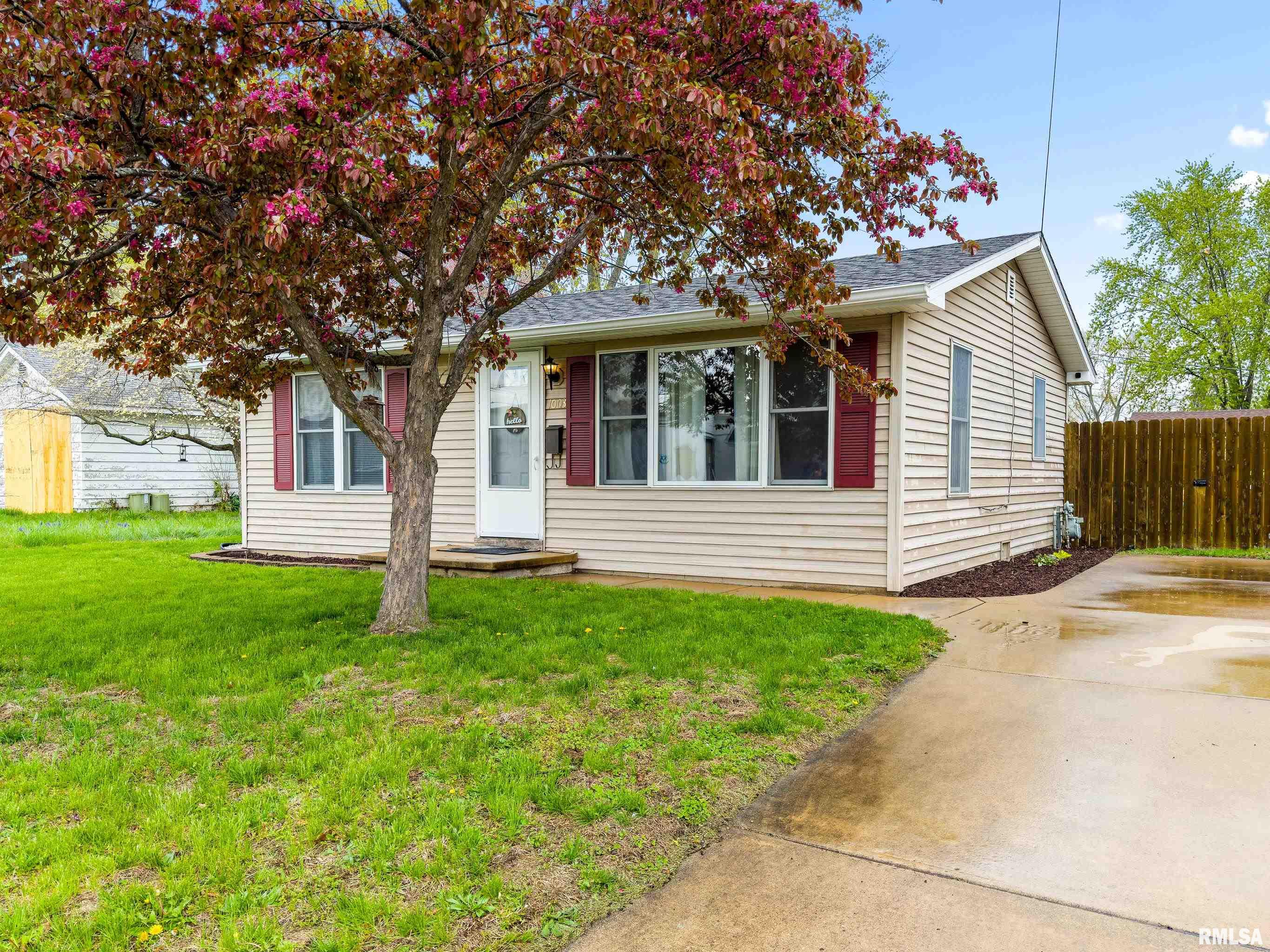 1003 Stratford Avenue, Pekin, Illinois image 3