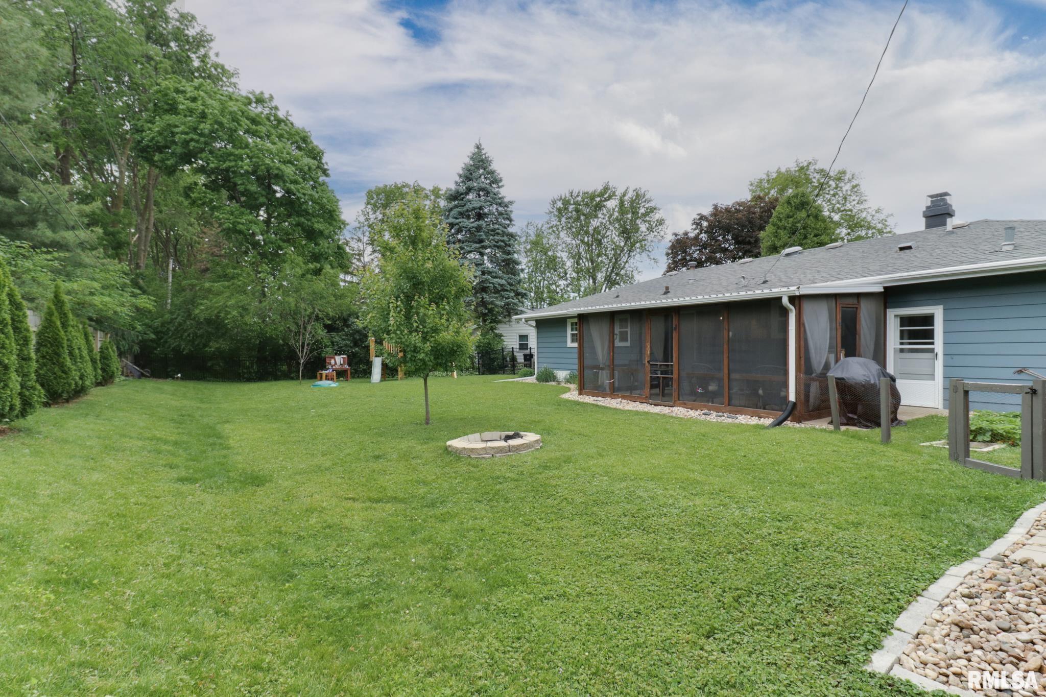 801 Spear Drive, Normal, Illinois image 28