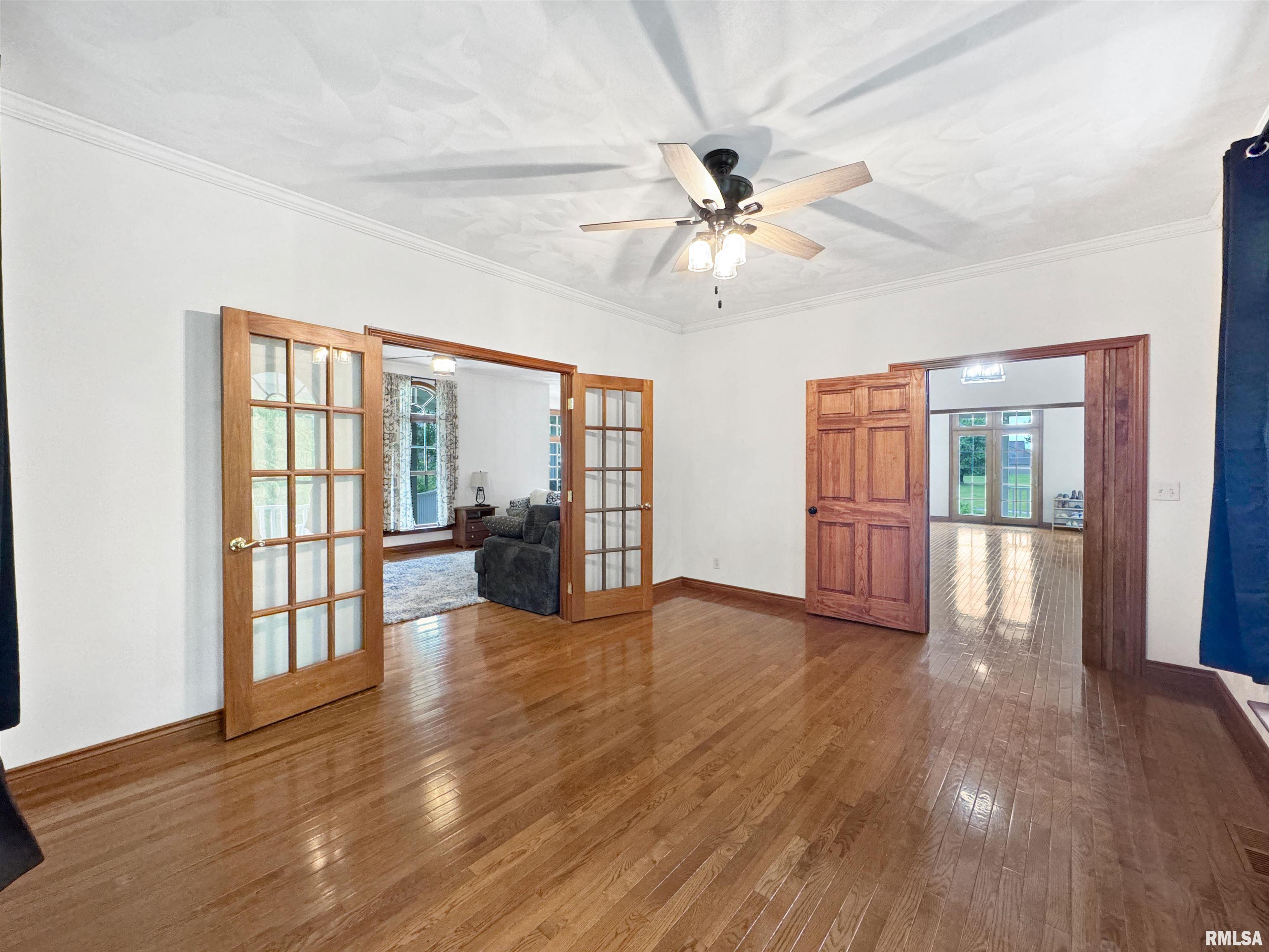 206 Windsor Drive, Germantown Hills, Illinois image 29
