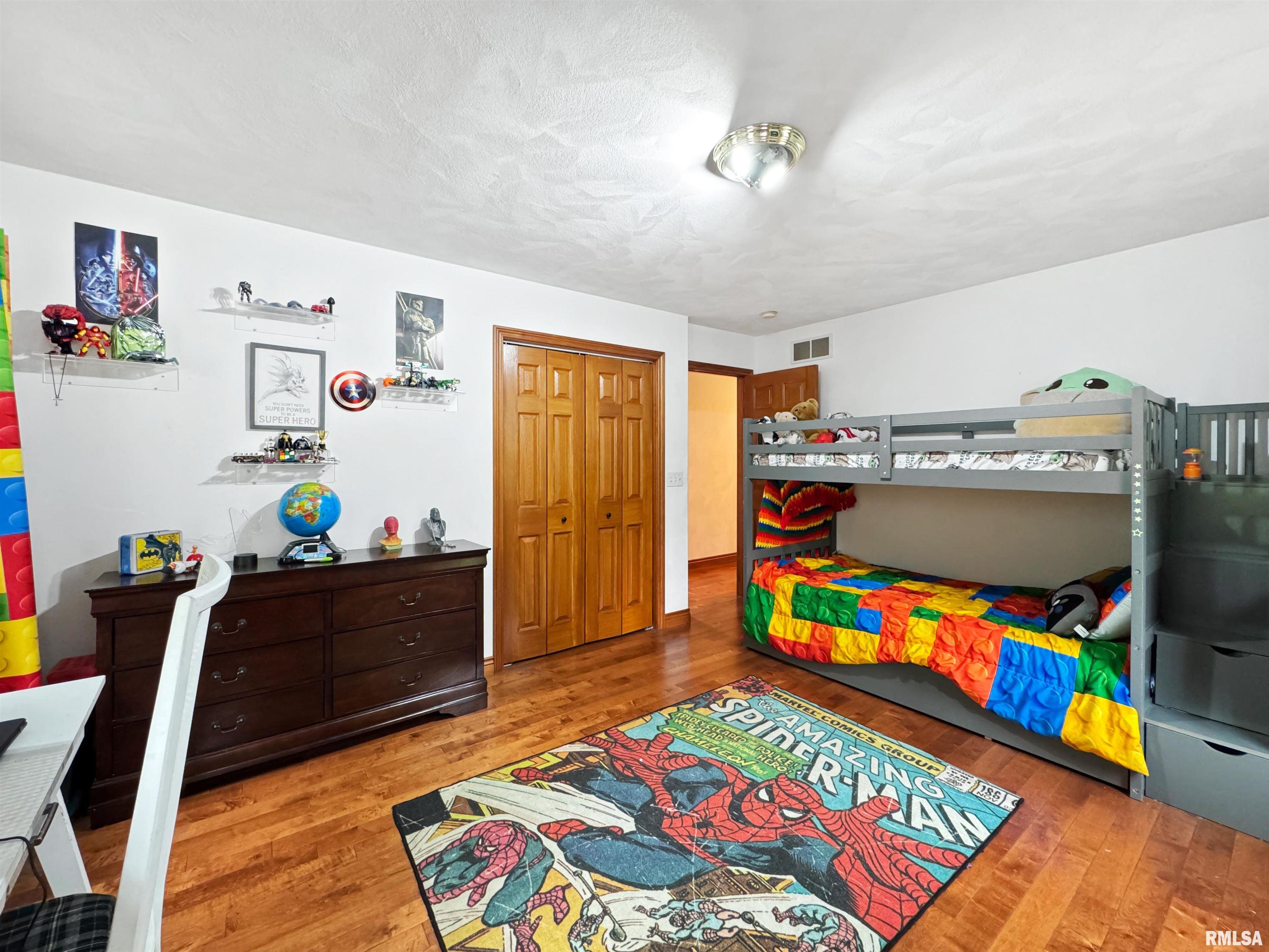 206 Windsor Drive, Germantown Hills, Illinois image 36