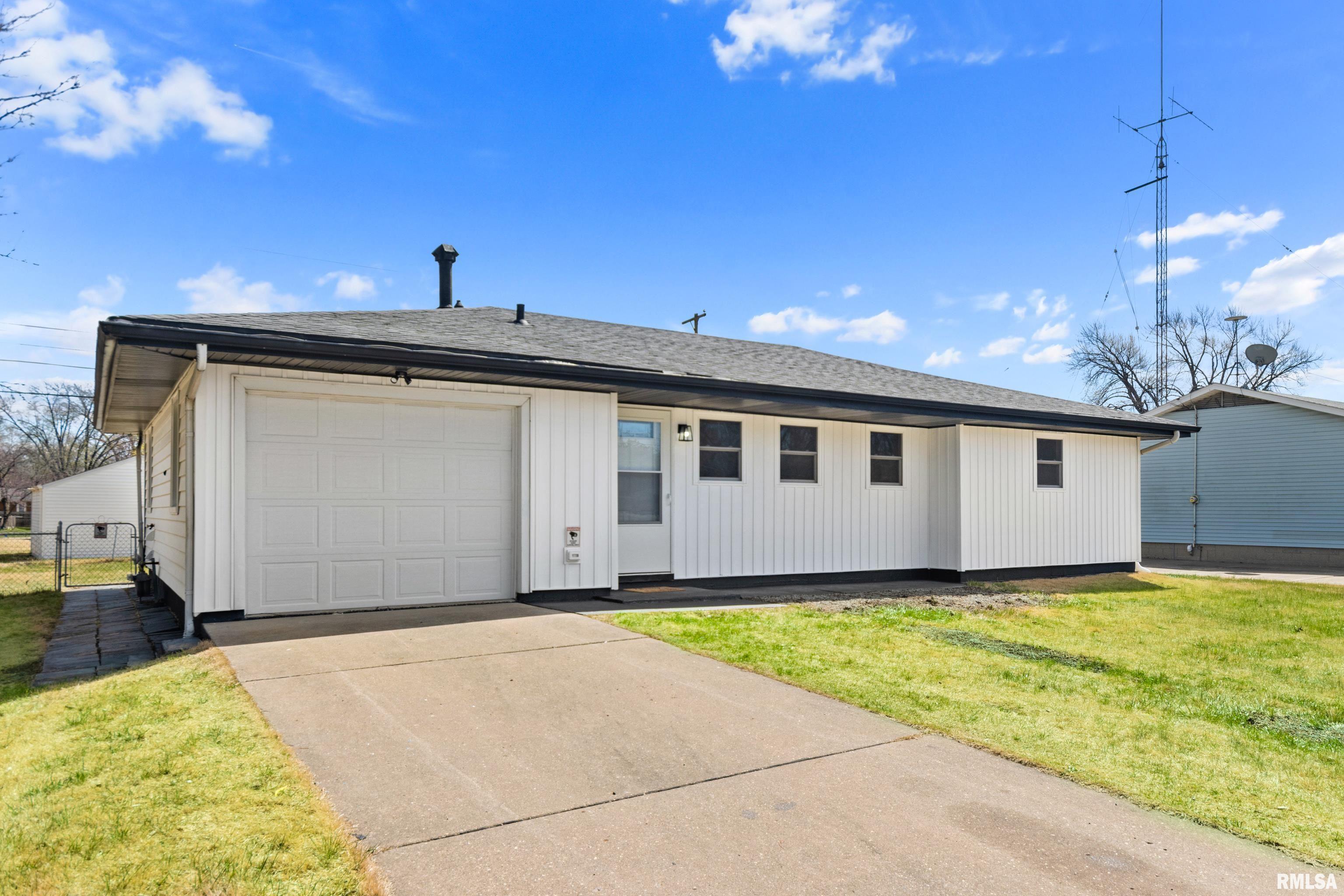 2724 N Sterling Avenue, Peoria, Illinois image 2