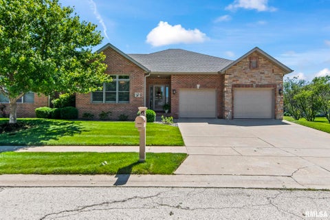 Condo For Sale - 1800 Interlacken Road<br/> Springfield, IL 62704