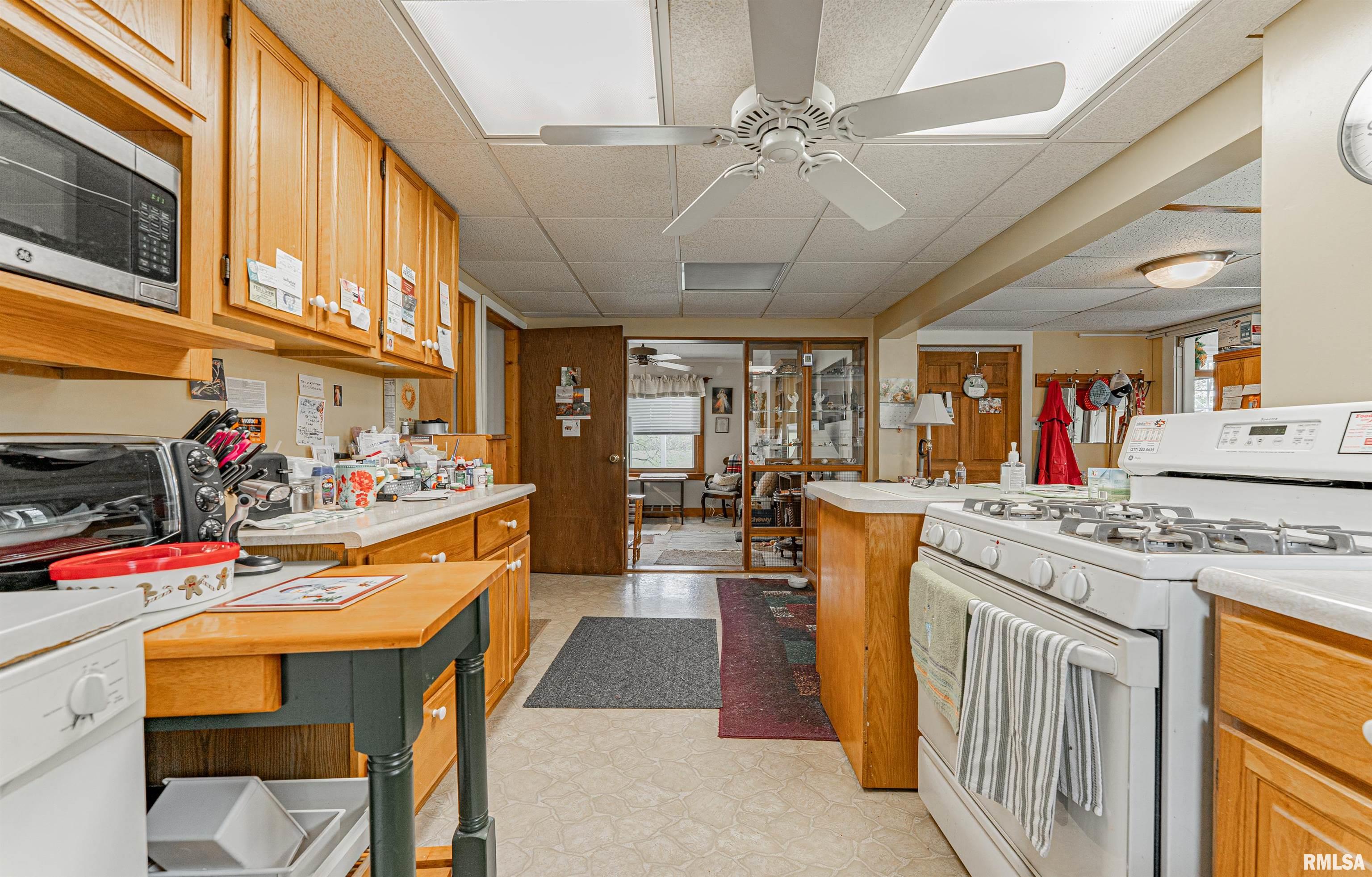 6112 Turkey Run Road, Sherman, Illinois image 17
