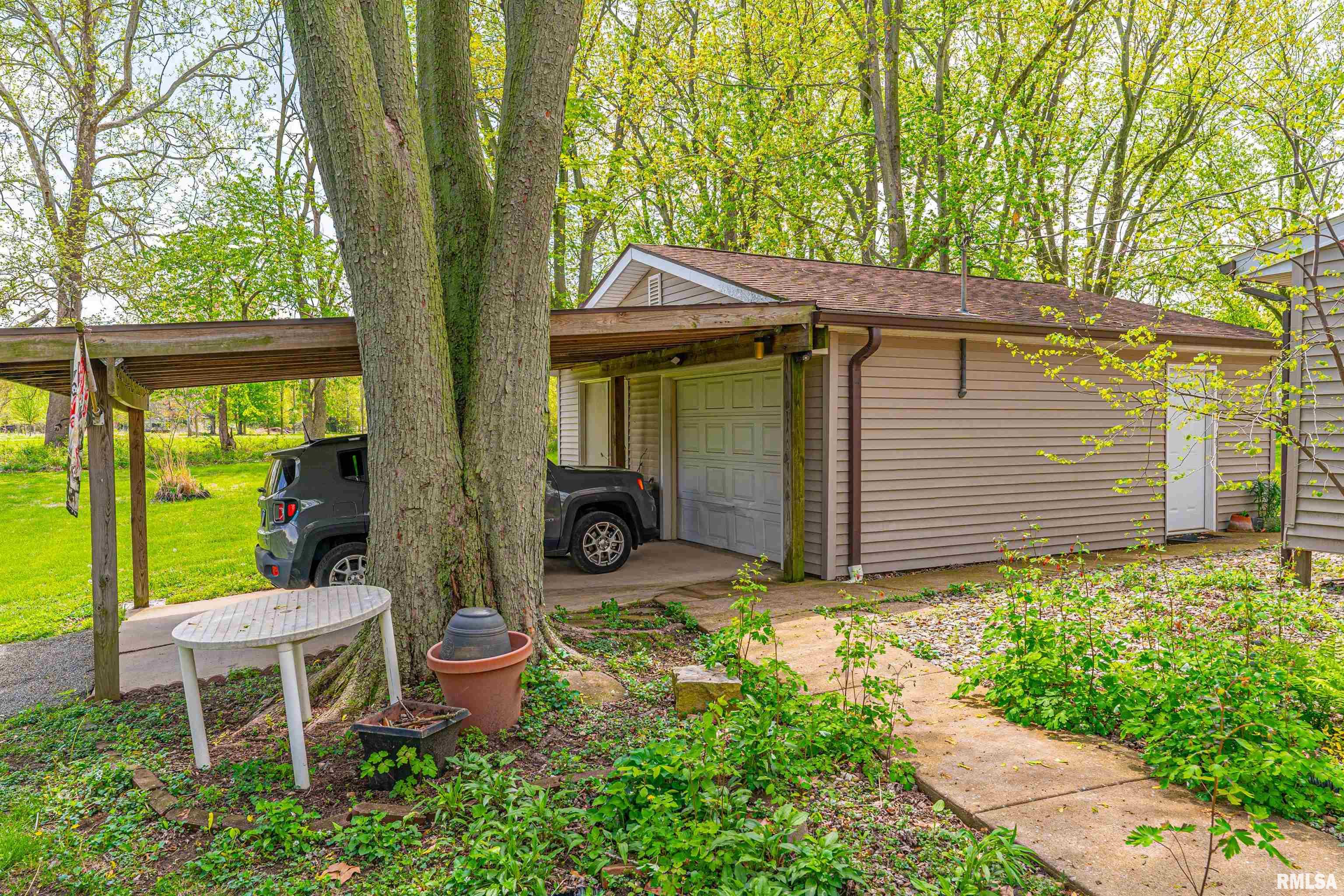 6112 Turkey Run Road, Sherman, Illinois image 32
