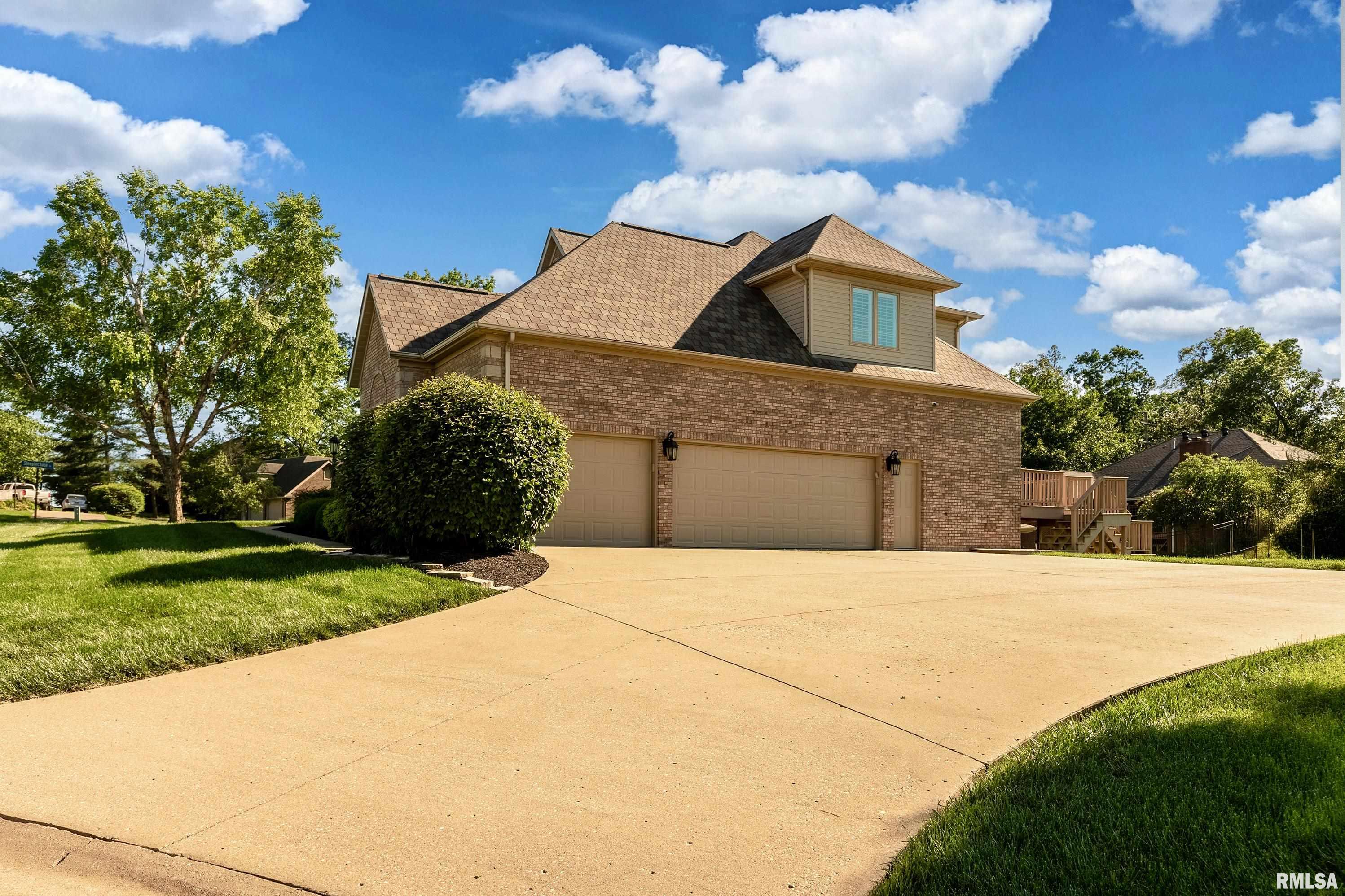 1302 Collins Lane, Marion, Illinois image 13